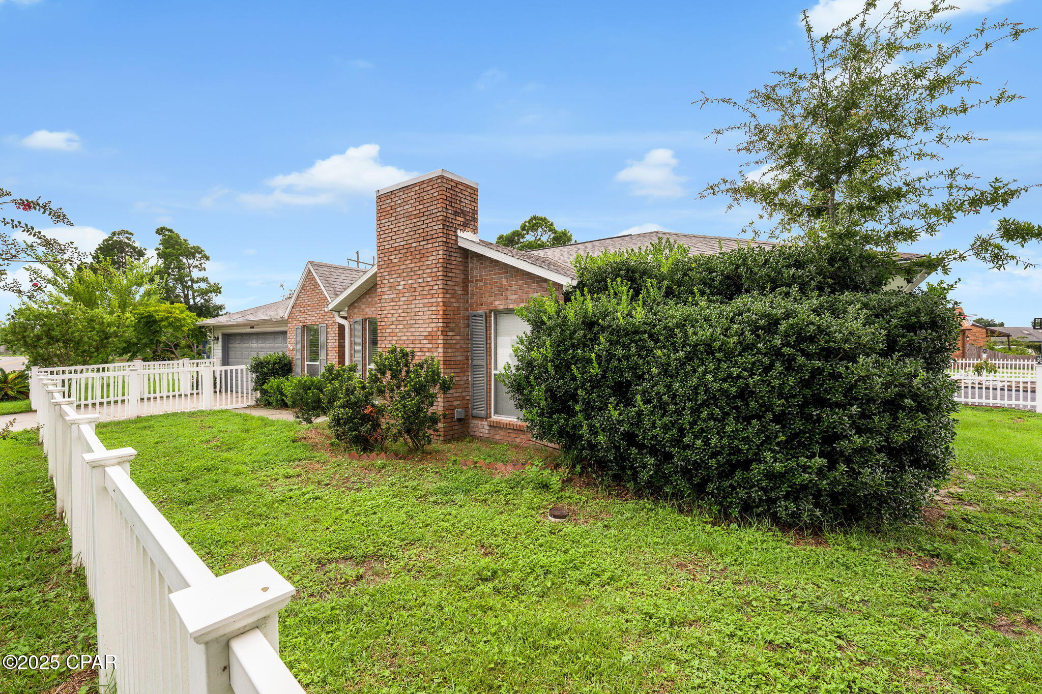 Image 3 For 4035 Woodridge Road