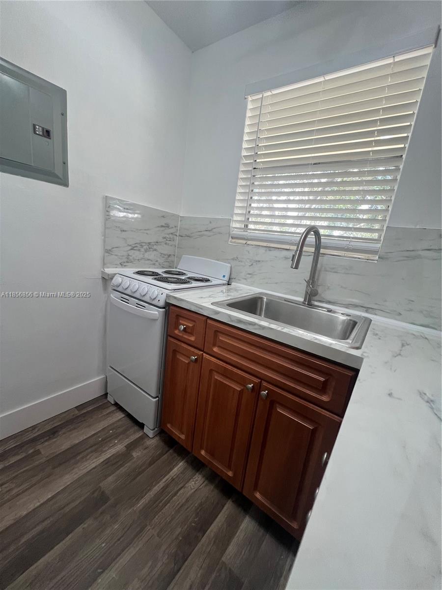 Property photo # 4