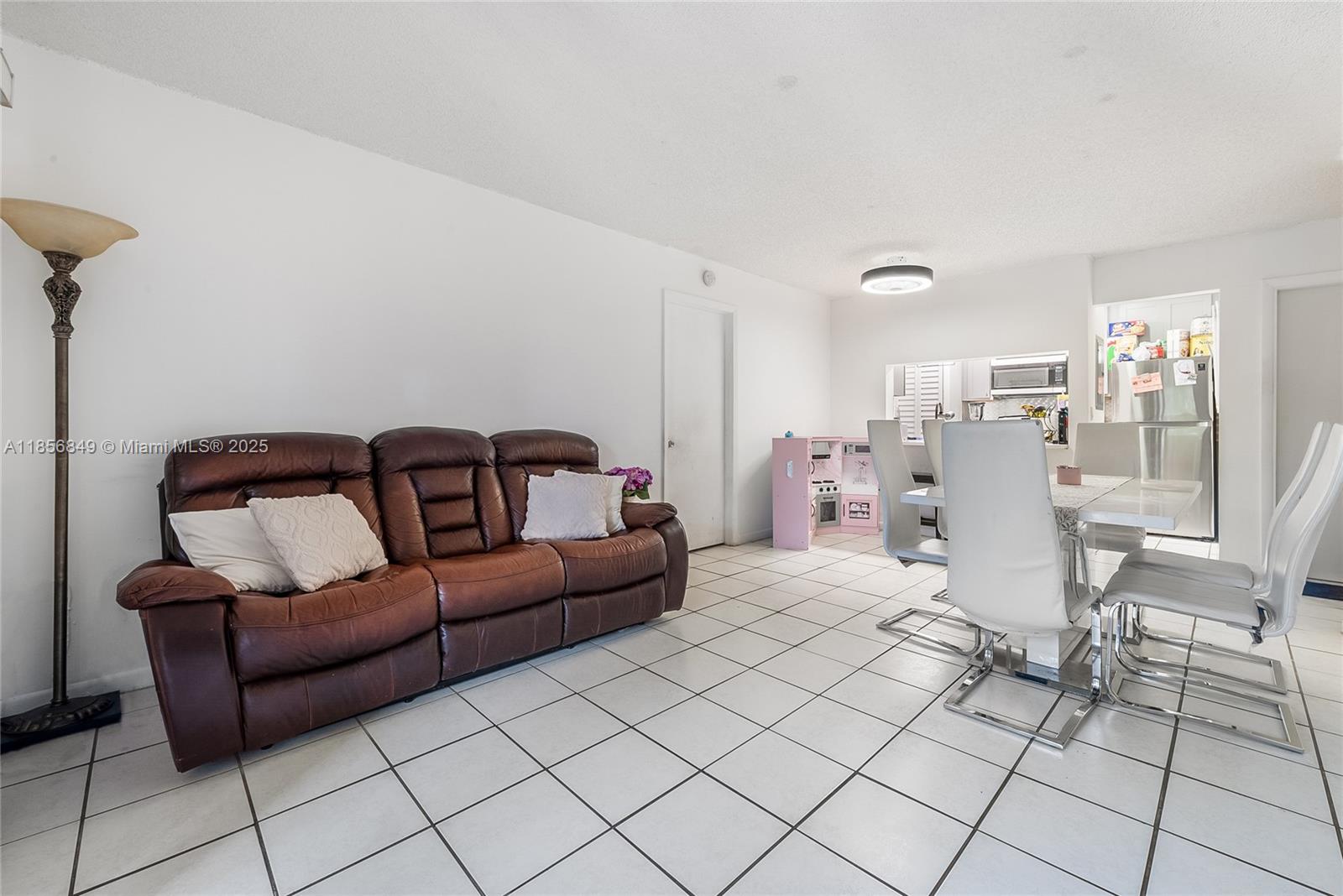 Property photo # 8