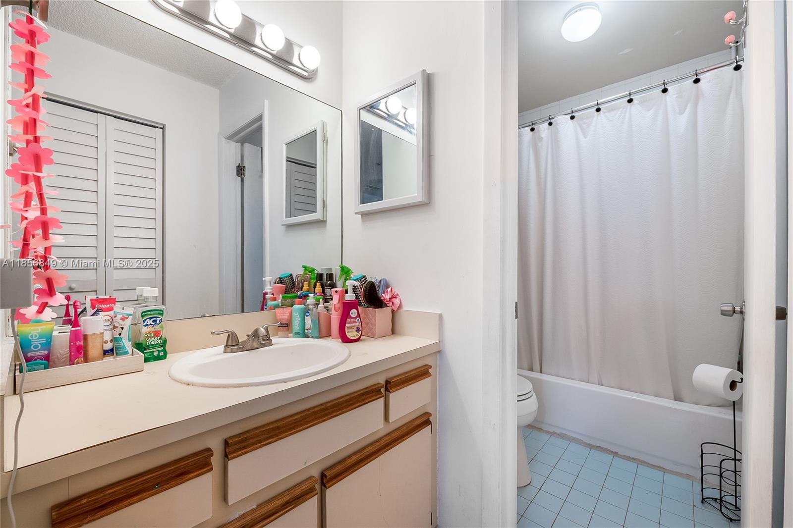 Property photo # 6