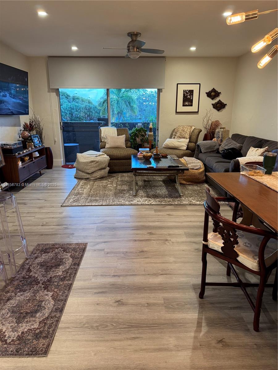 Property photo # 9