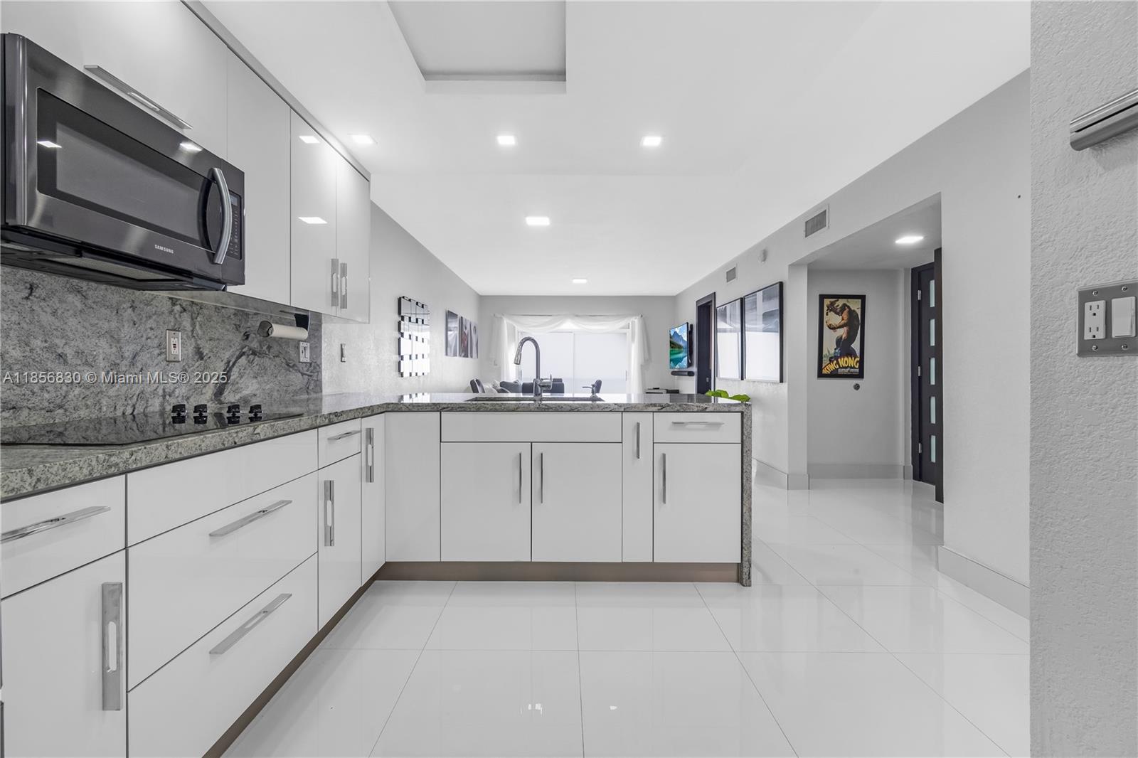 Property photo # 7