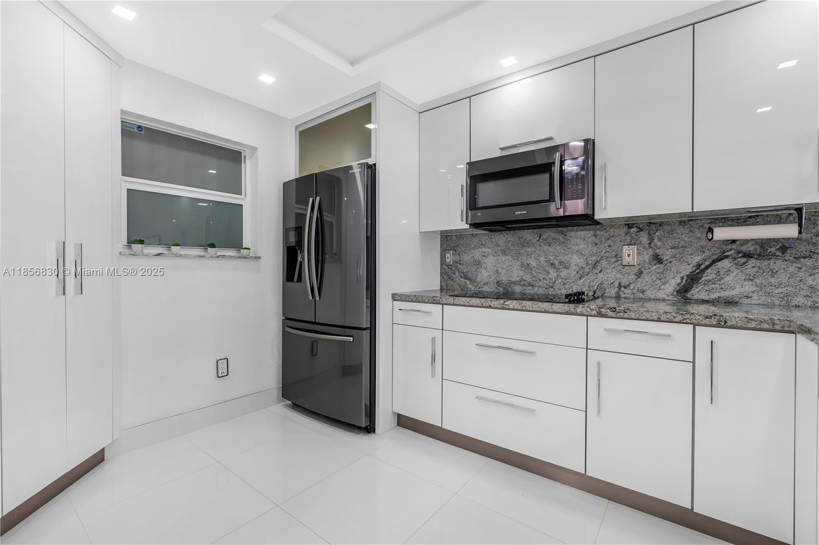 Property photo # 8