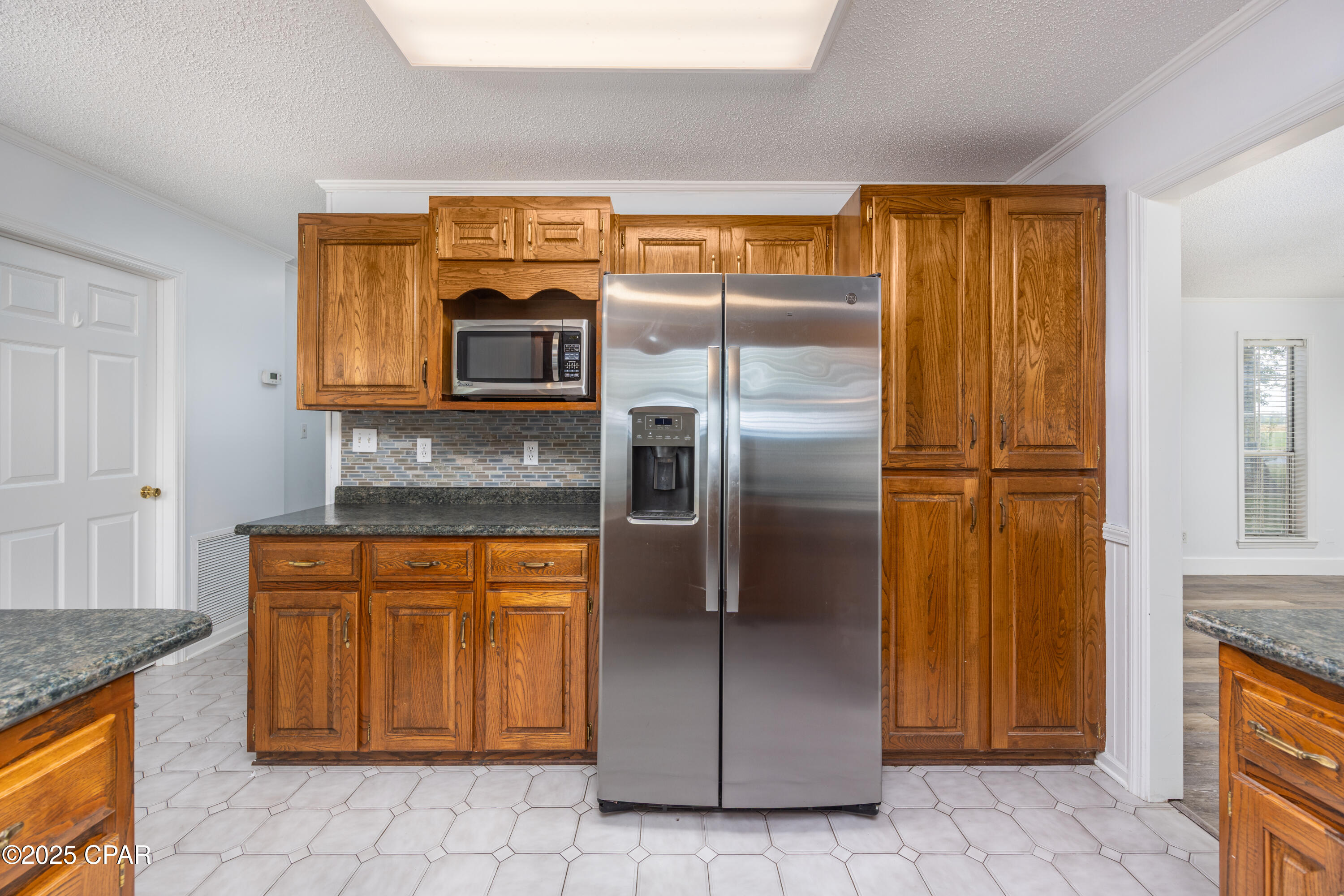 Image 10 For 894 Haley Drive