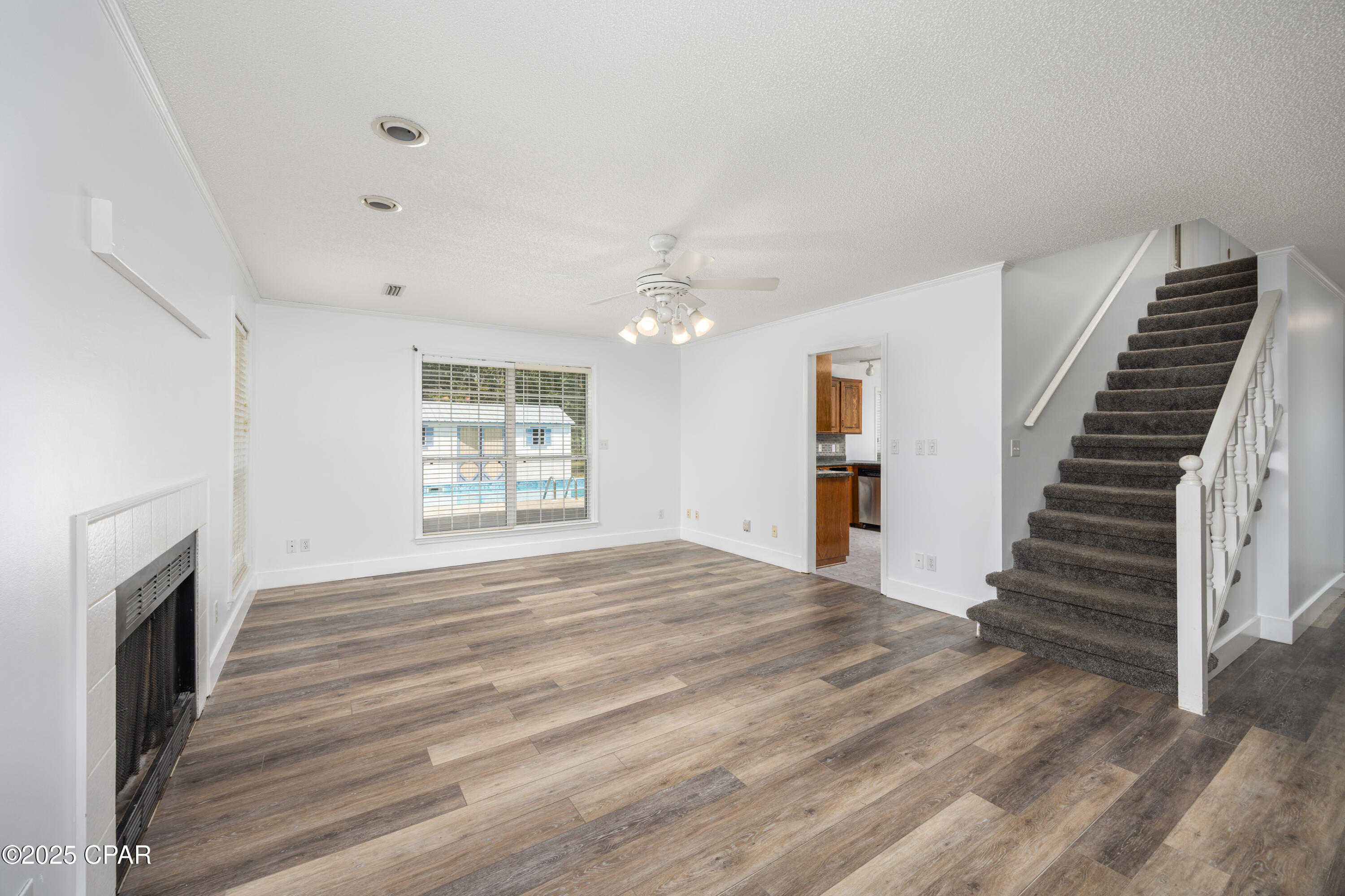 Image 6 For 894 Haley Drive