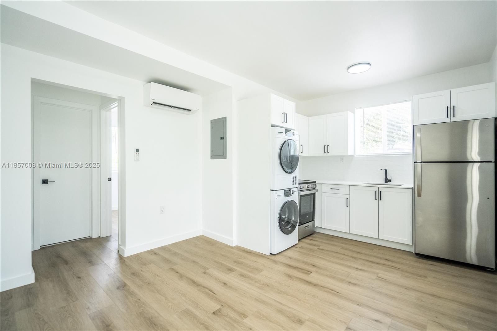 Property photo # 8