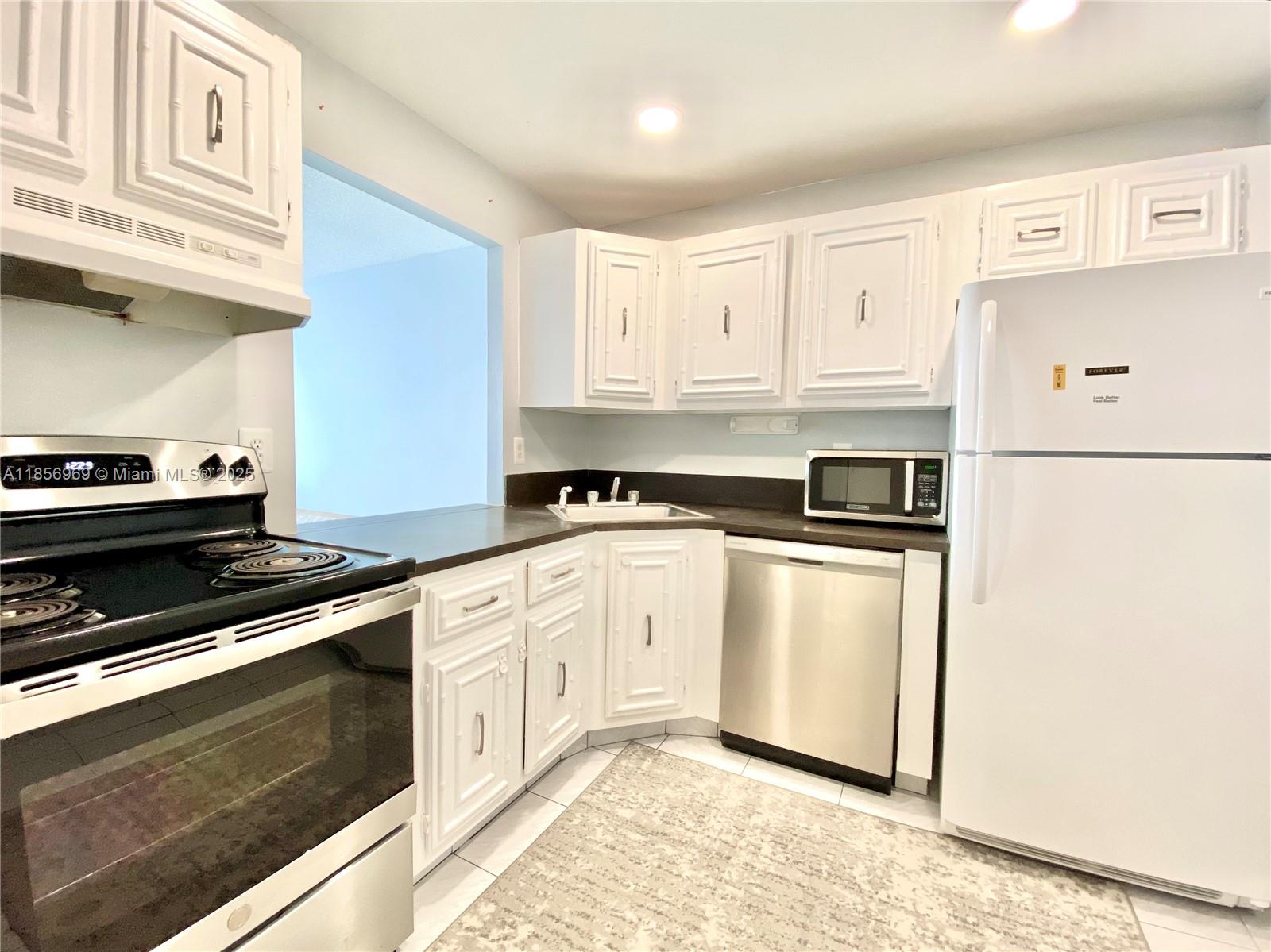 Property photo # 4