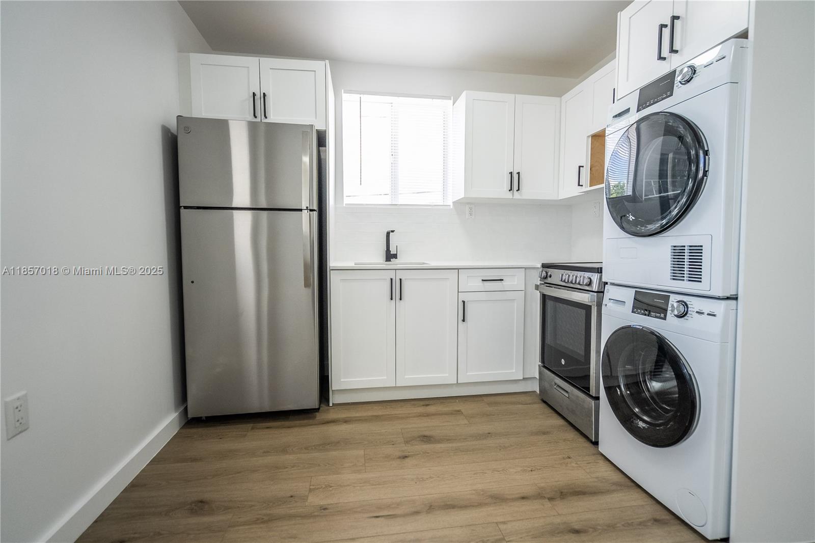 Property photo # 9