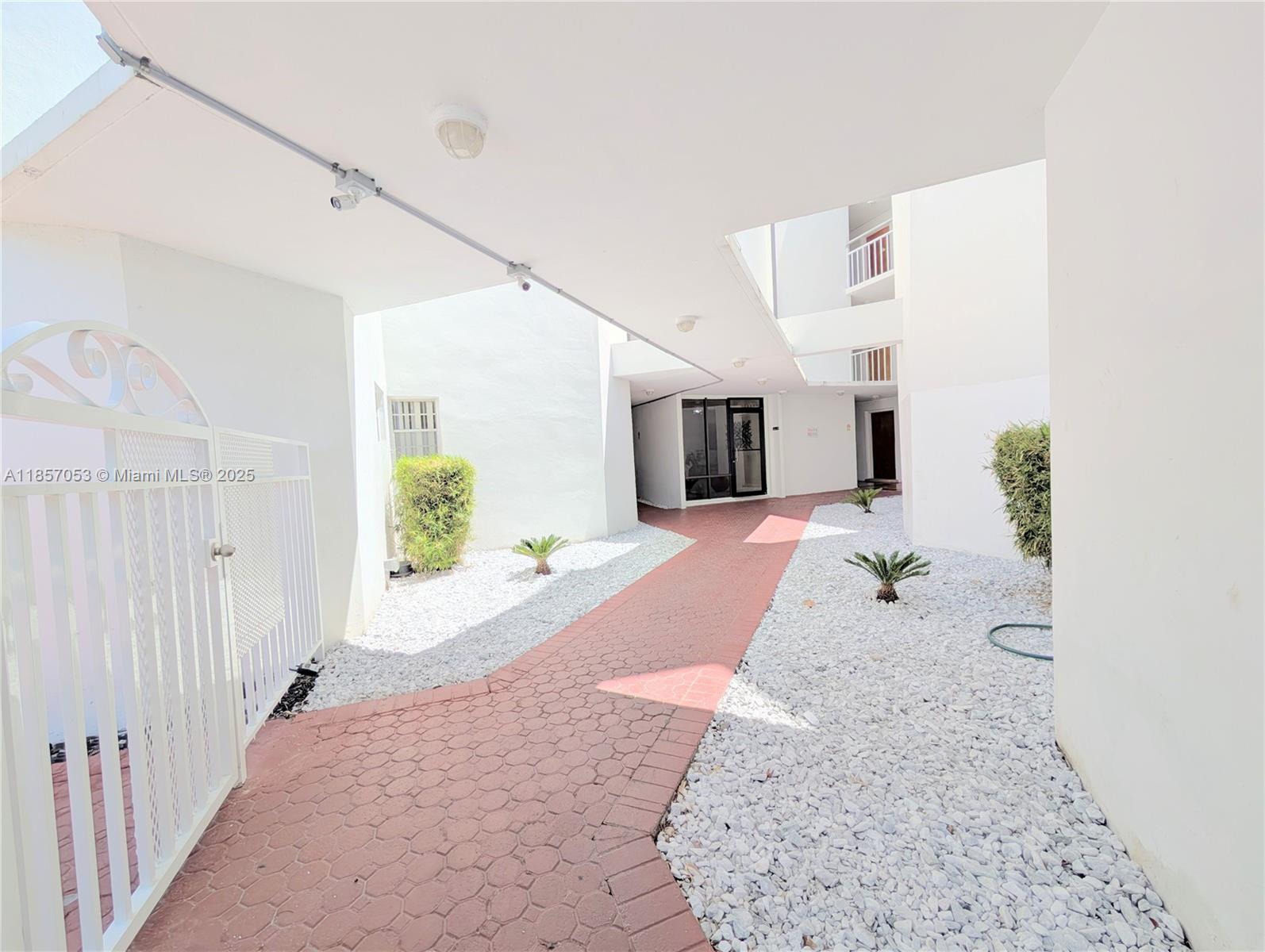 Property photo # 8