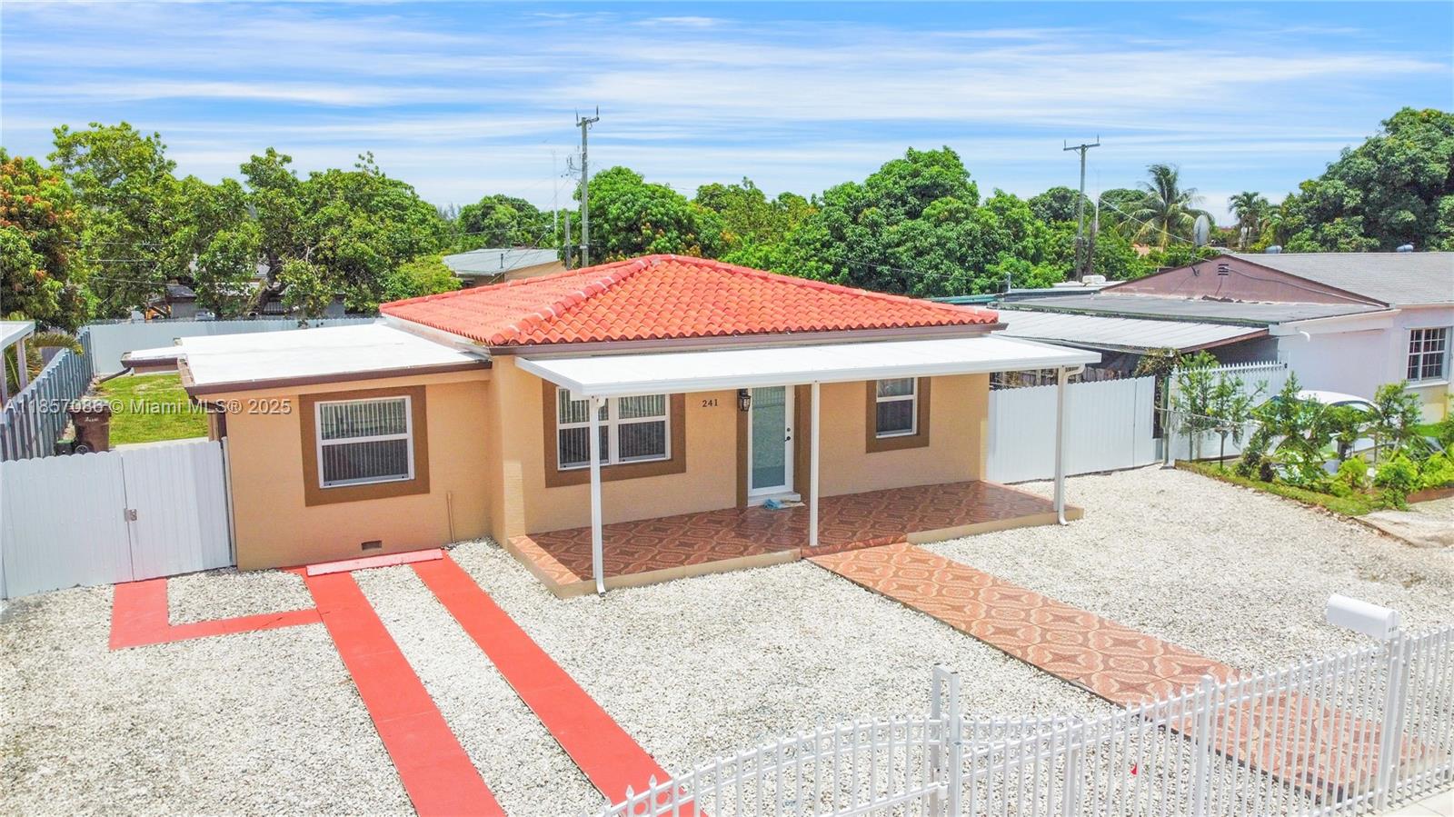 Property photo # 0