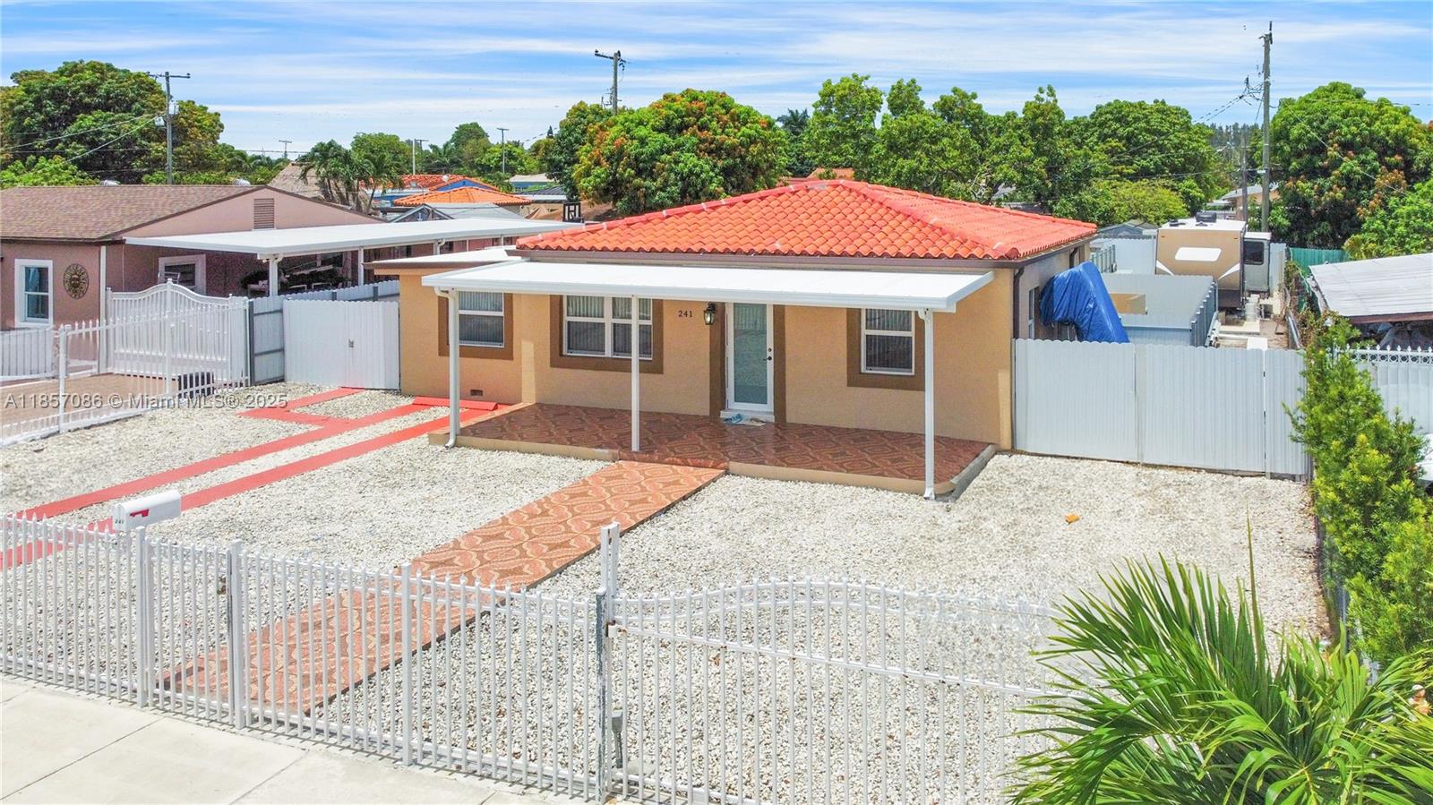 Property photo # 6