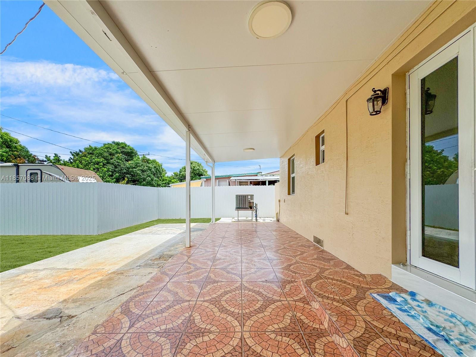 Property photo # 2