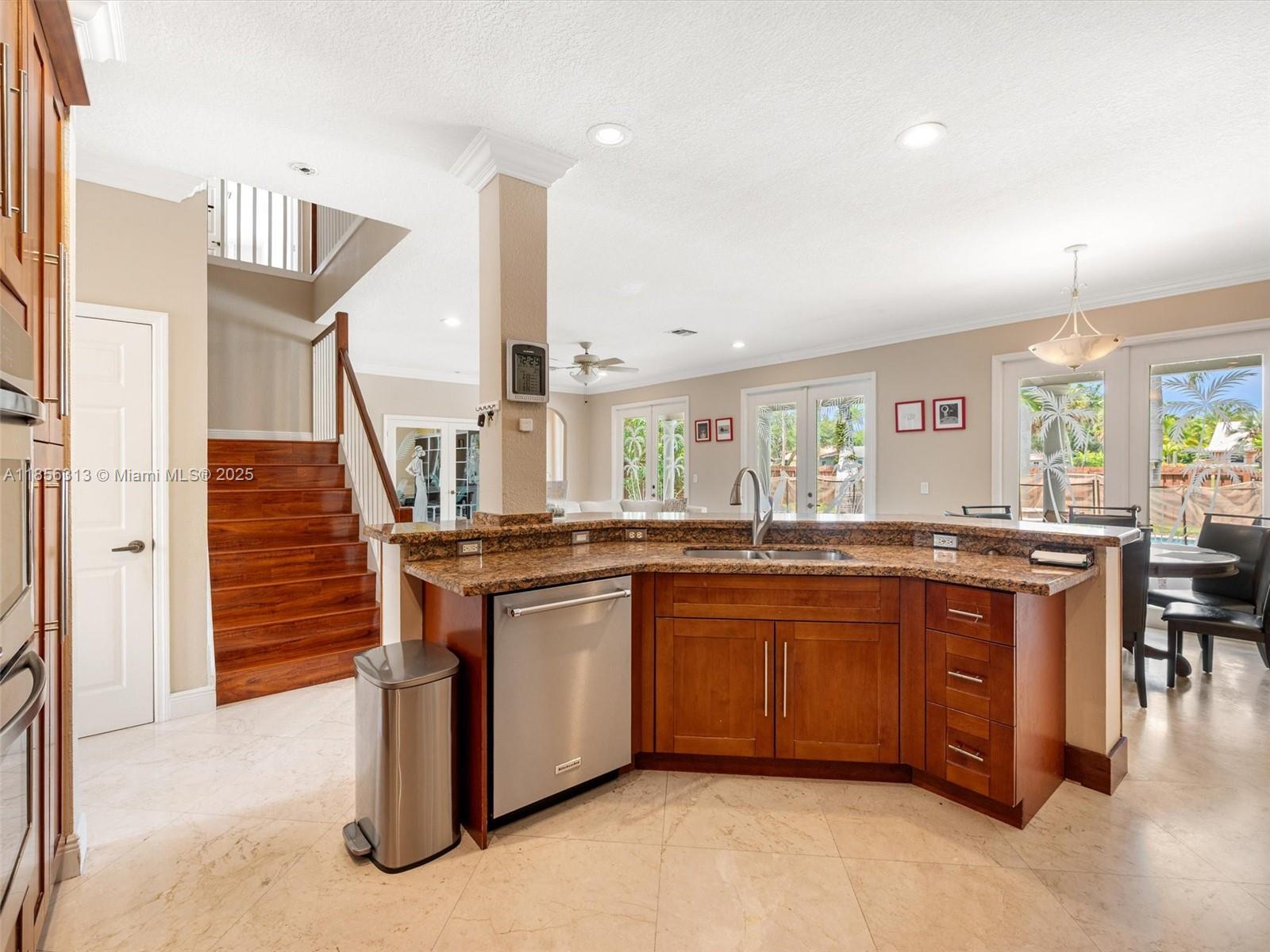 Property photo # 2