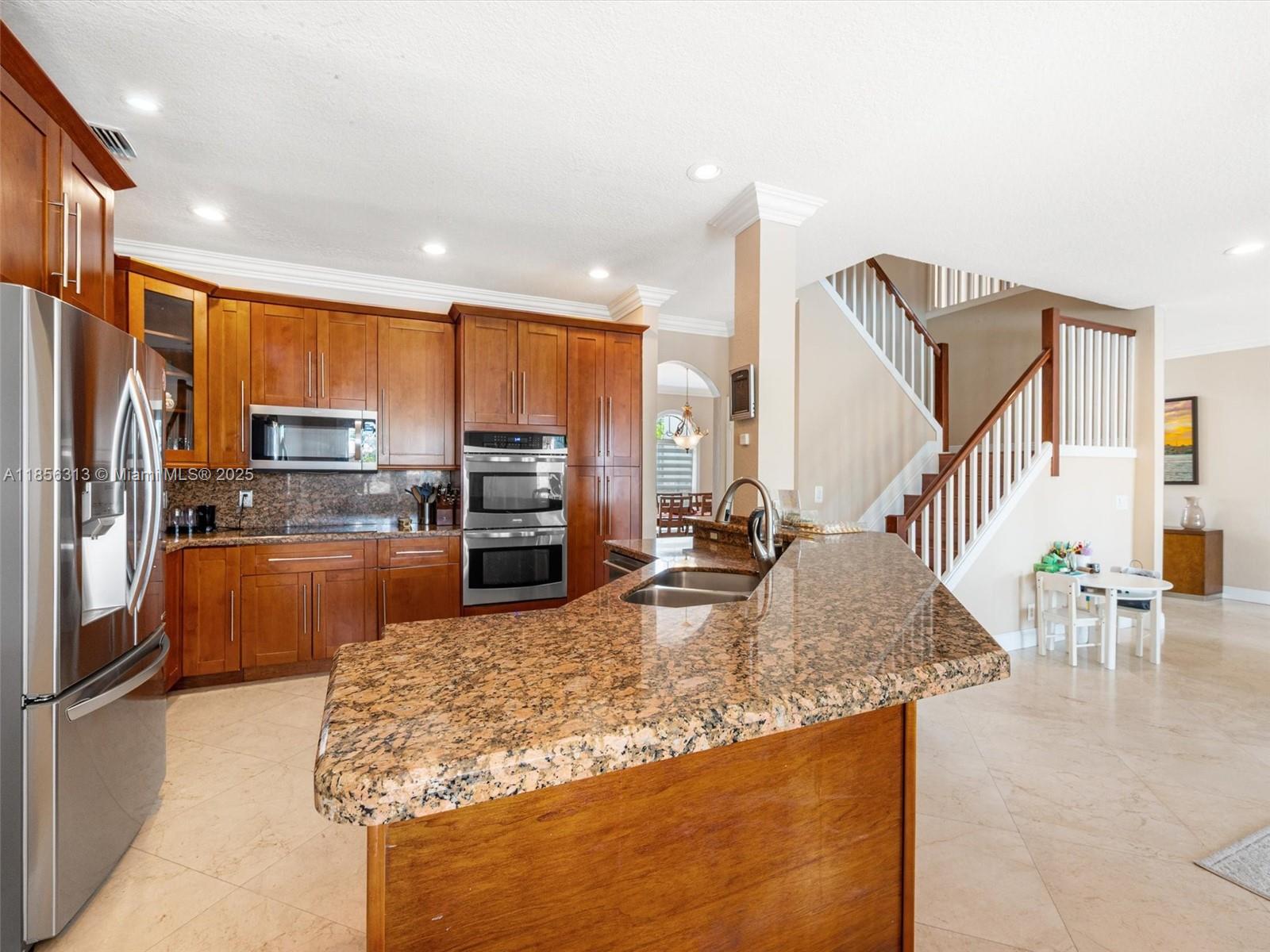 Property photo # 7
