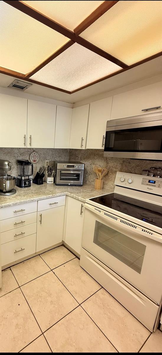 Property photo # 9