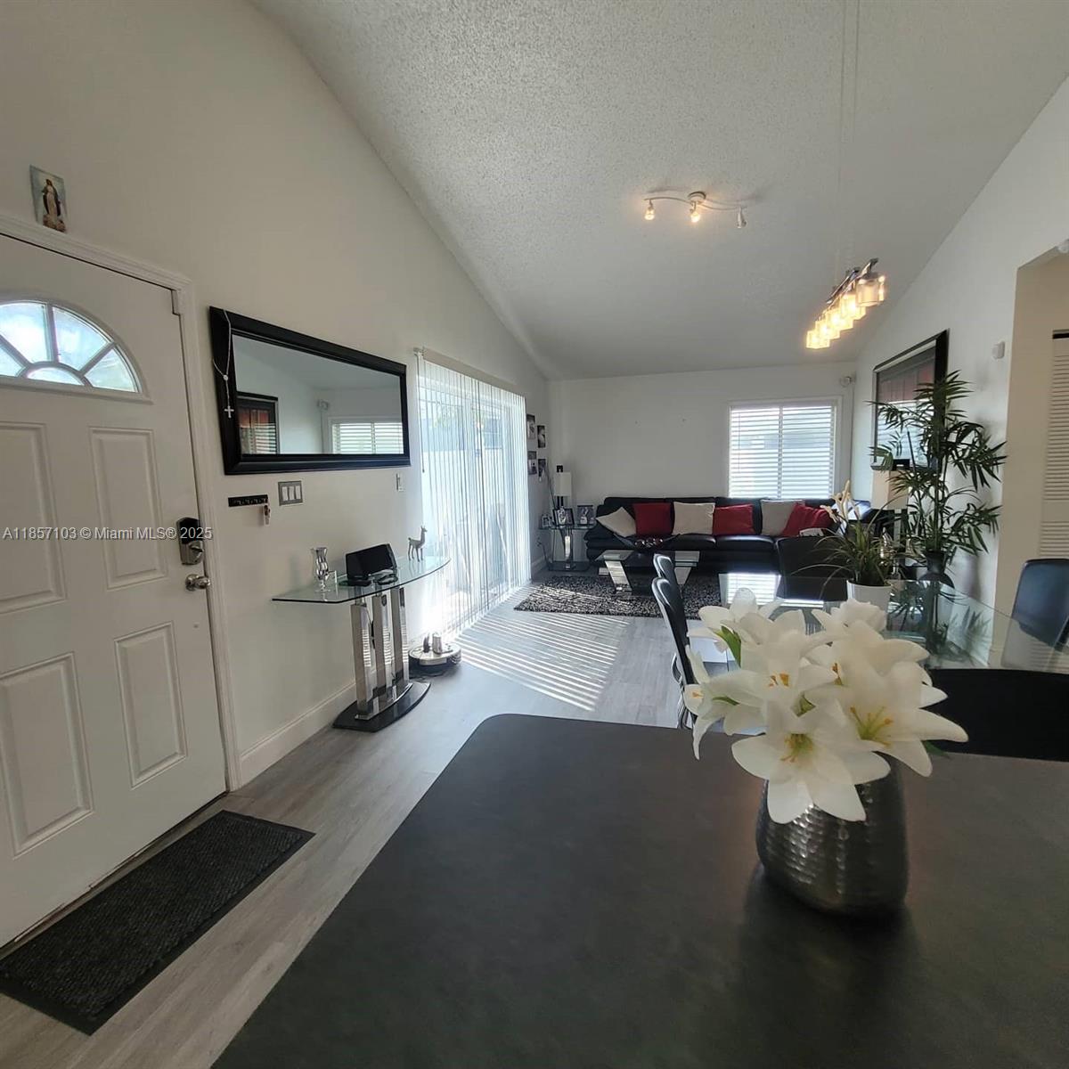 Property photo # 6