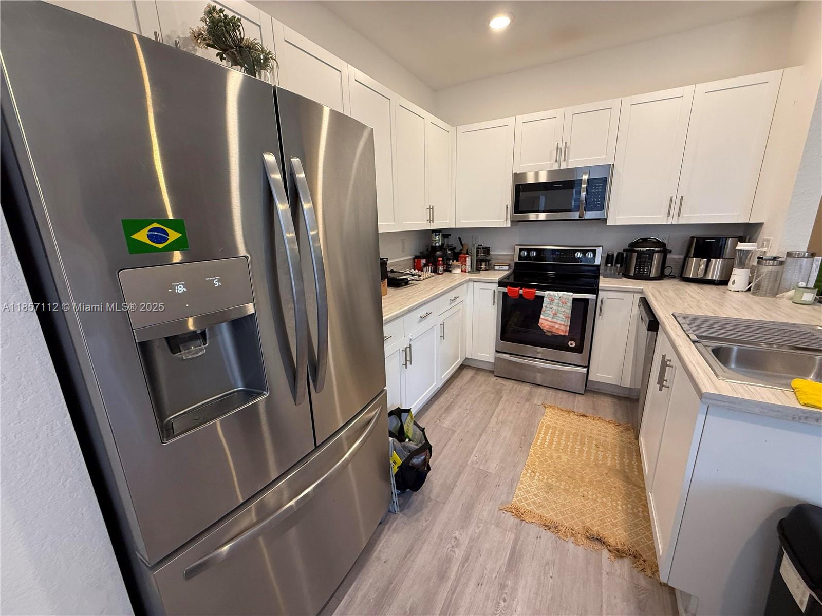 Property photo # 9