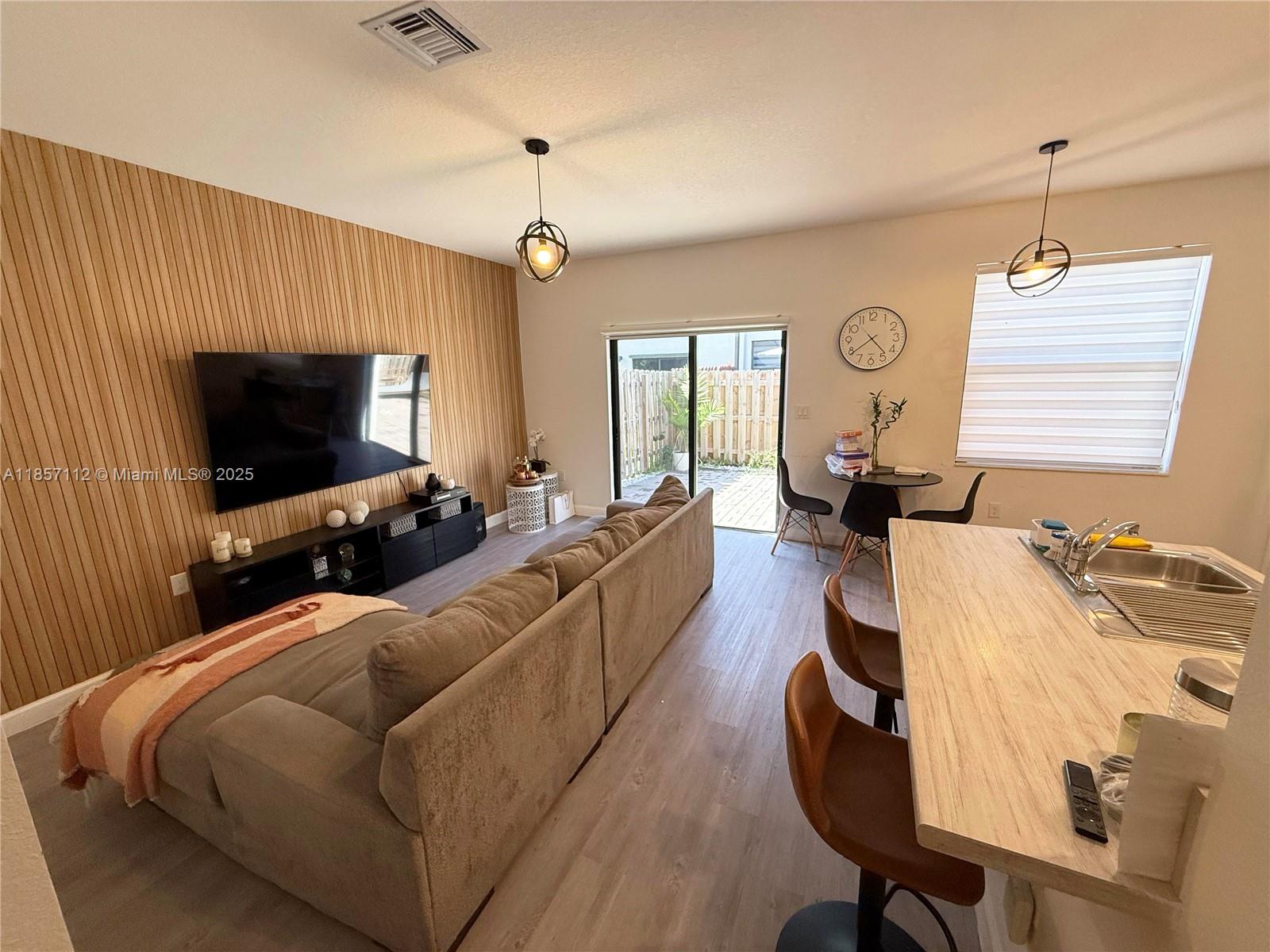 Property photo # 3