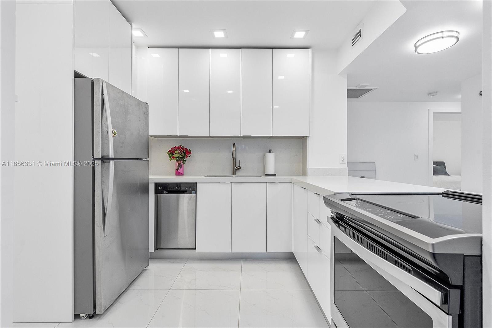 Property photo # 7