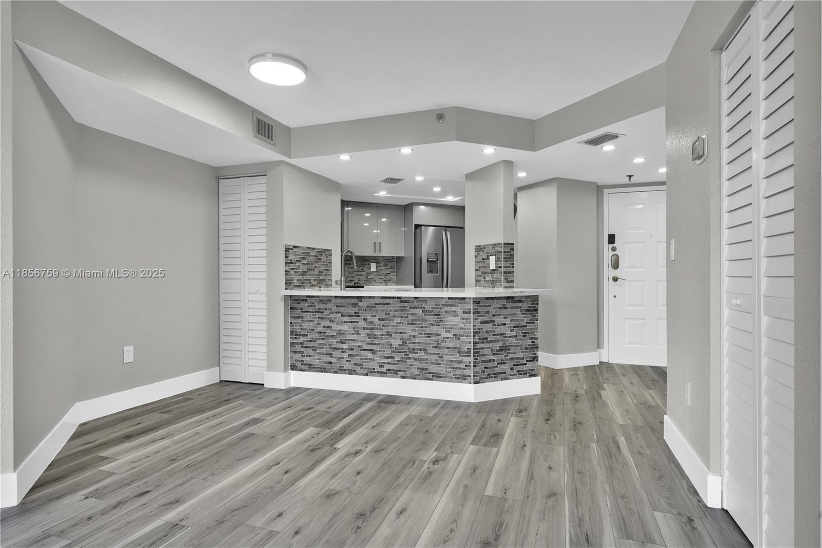 Property photo # 3