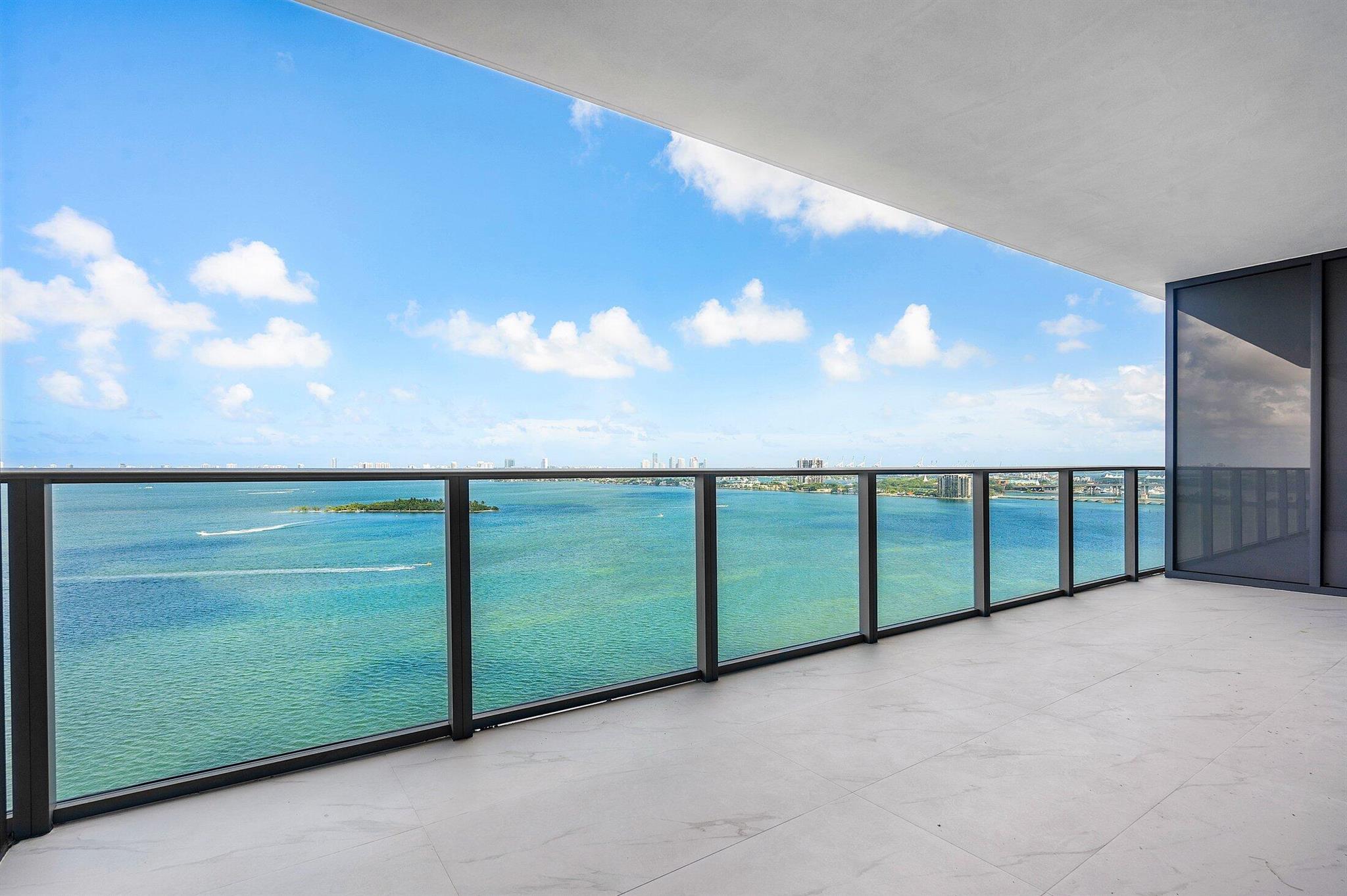 Condo for Rent in Miami, FL