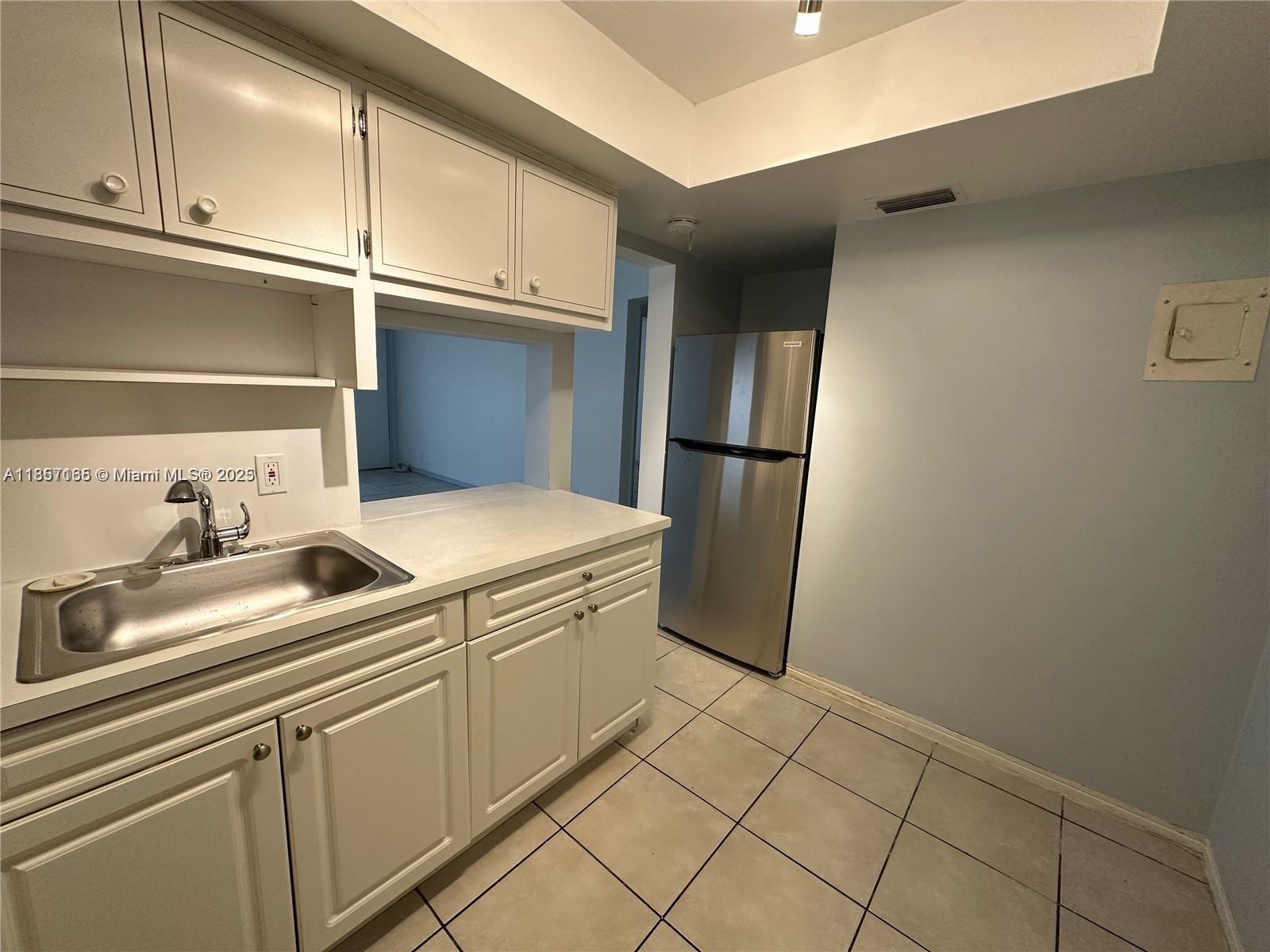 Property photo # 2