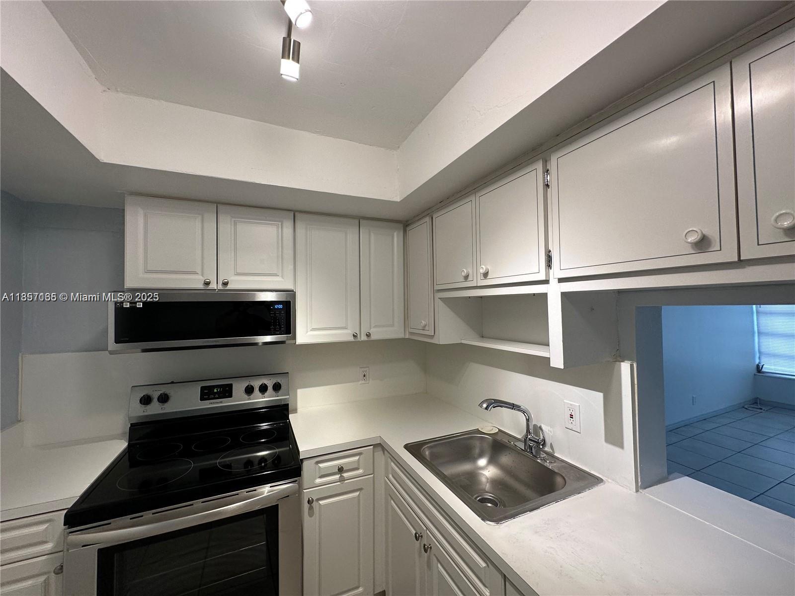 Property photo # 7
