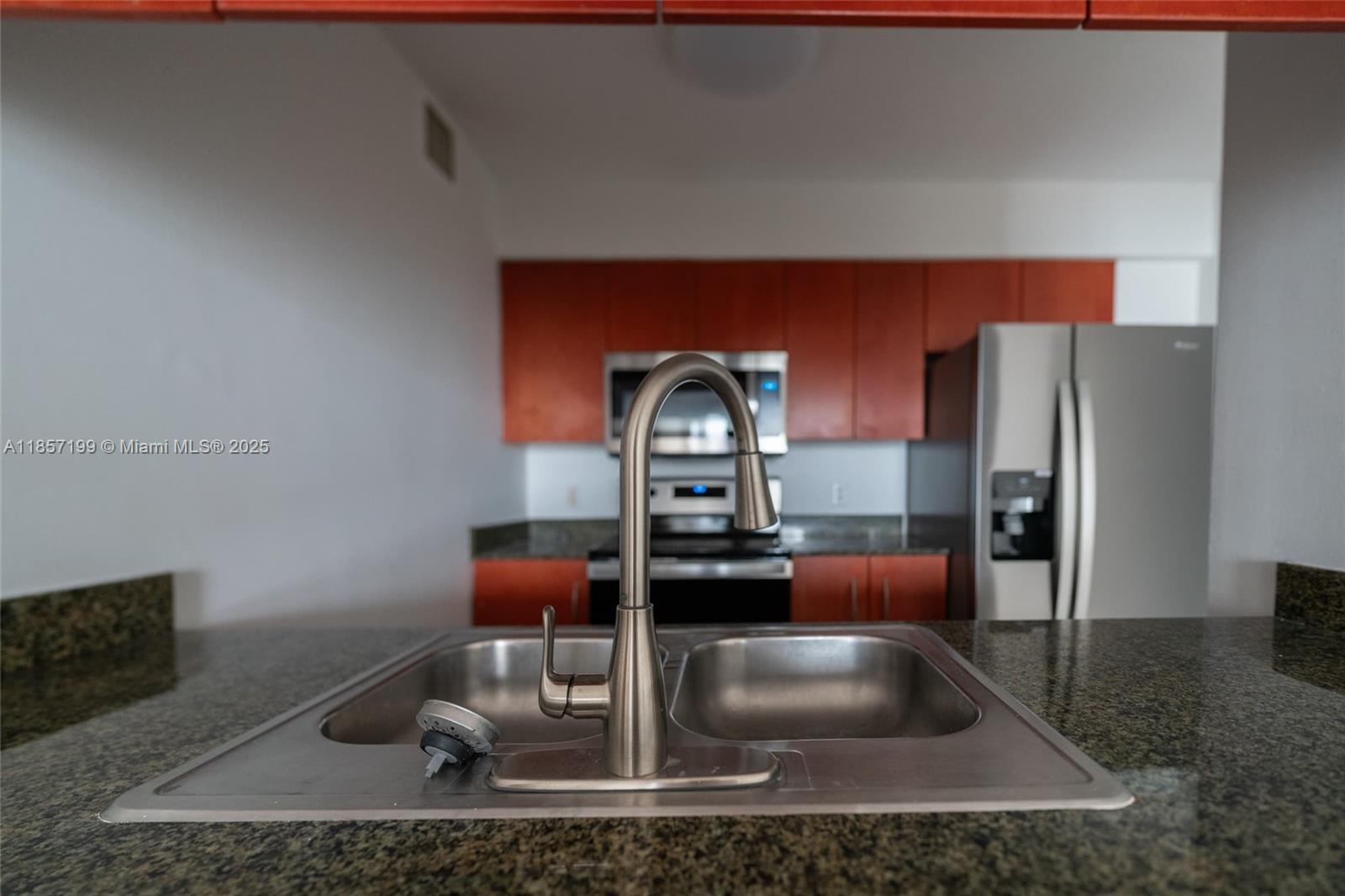 Property photo # 7