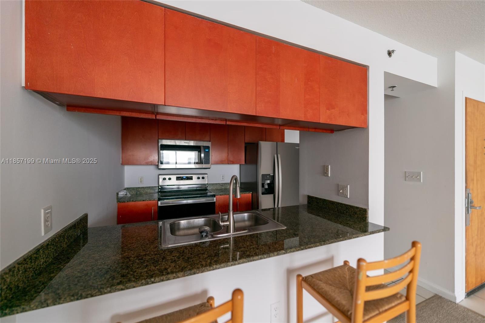 Property photo # 6