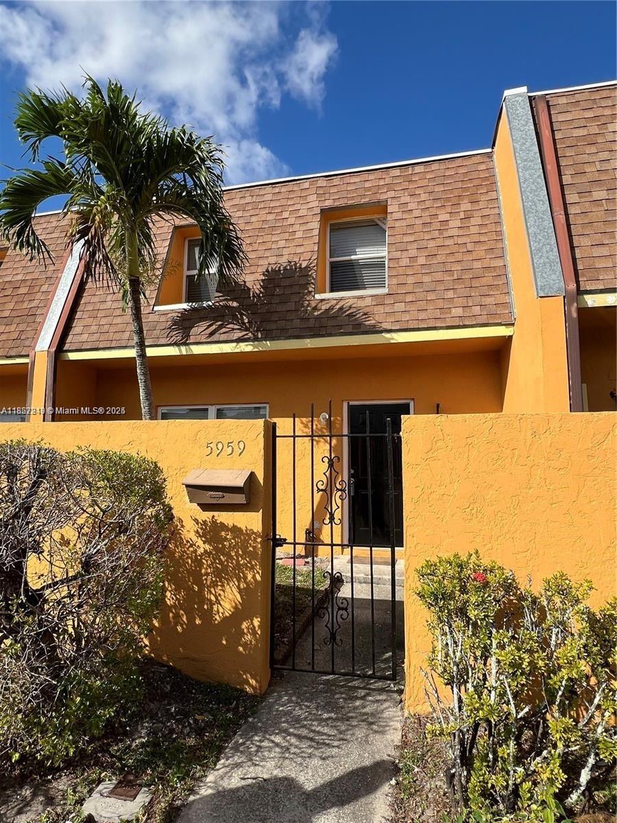 Property photo # 0