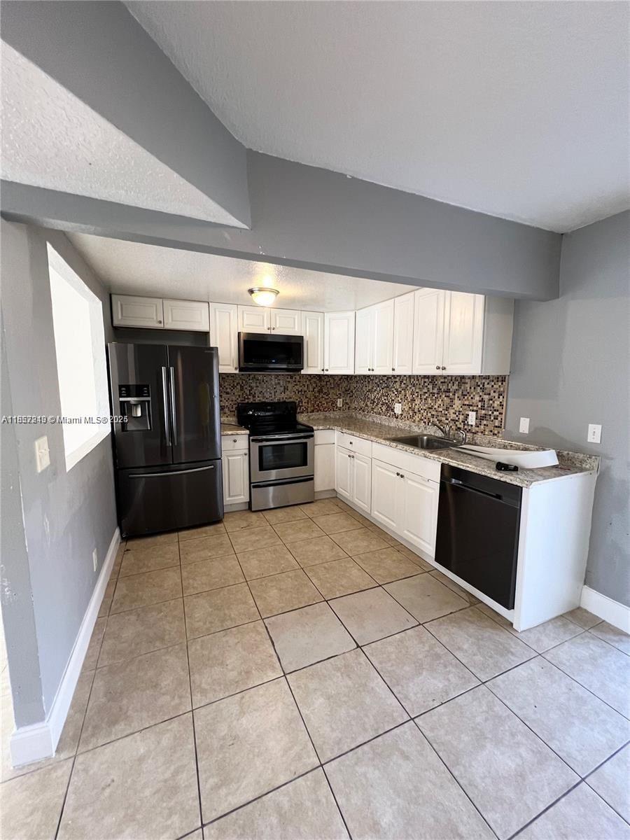 Property photo # 9