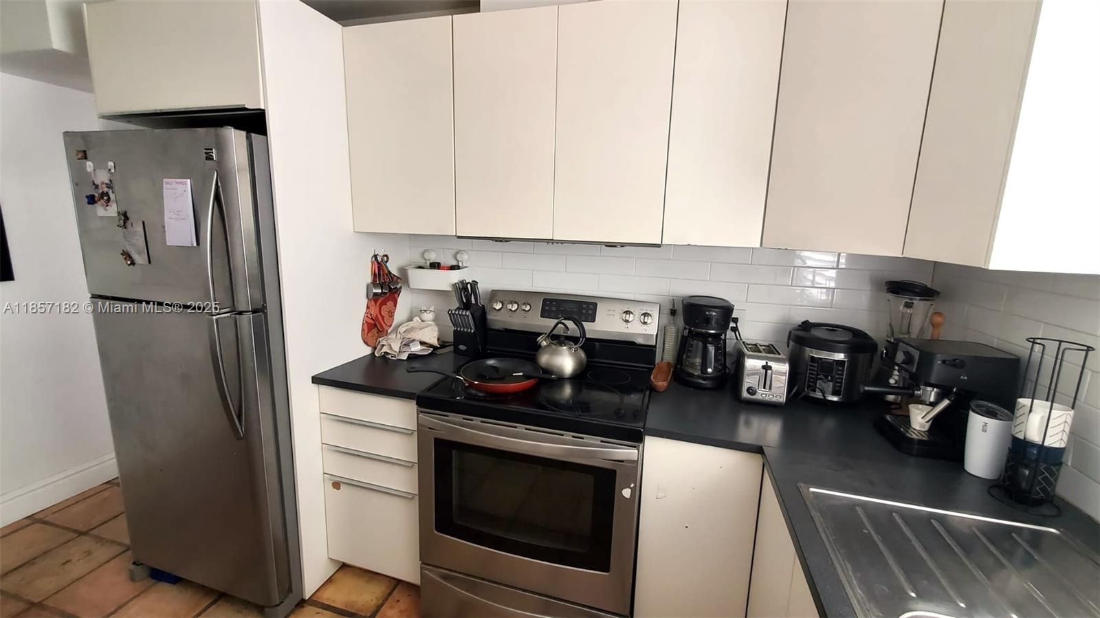Property photo # 9