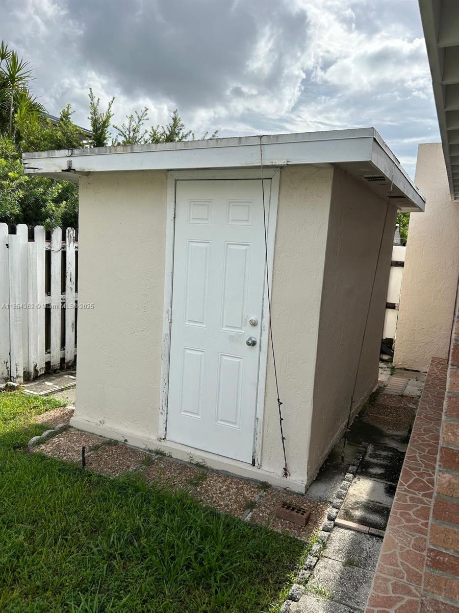 Property photo # 6