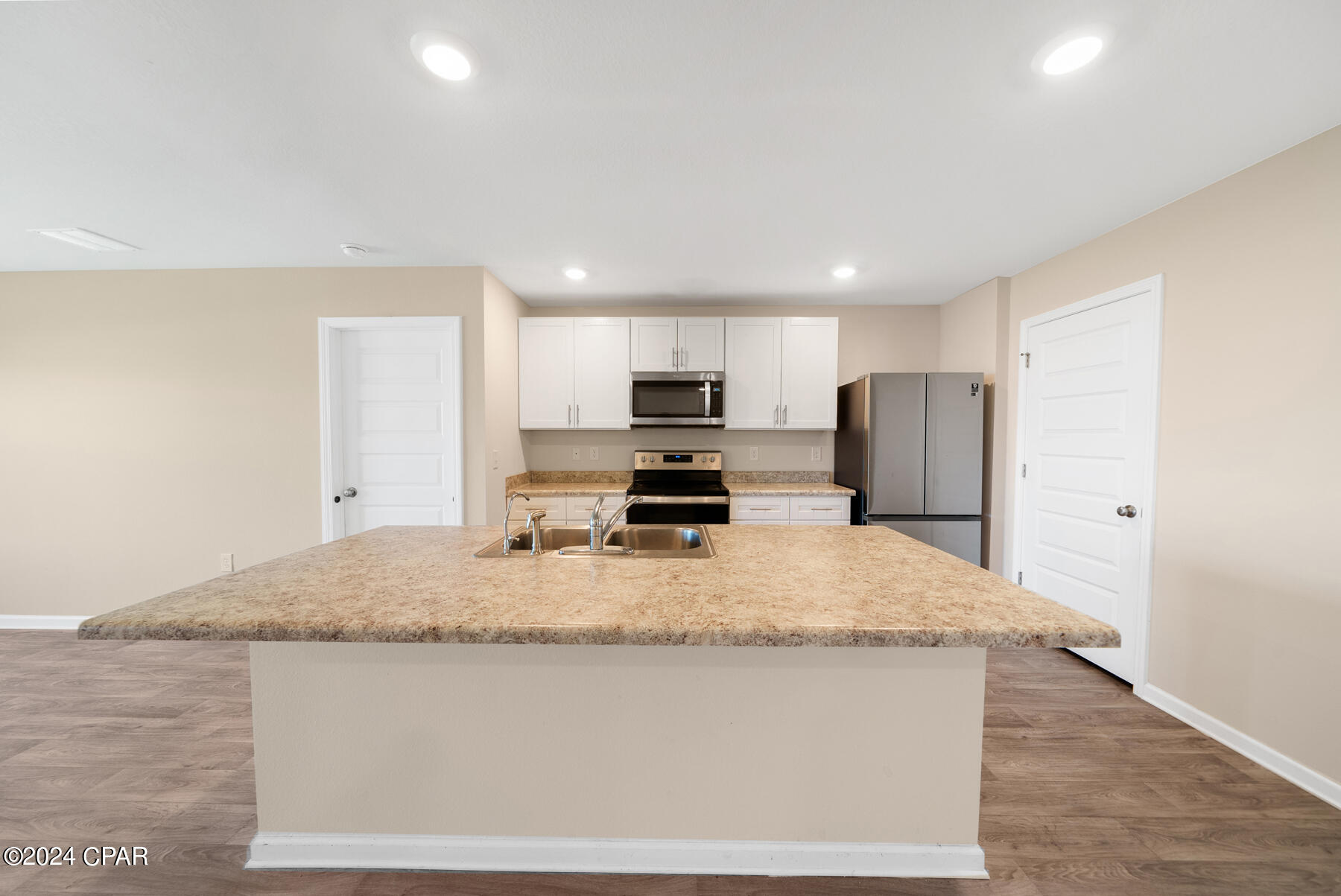 Image 3 For 5817 Viking Way