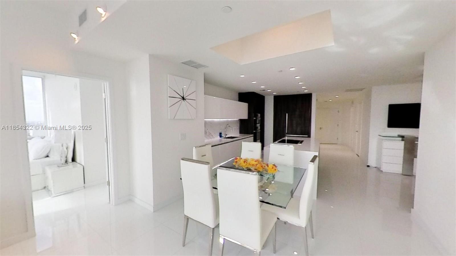 Condo for Rent in Miami, FL