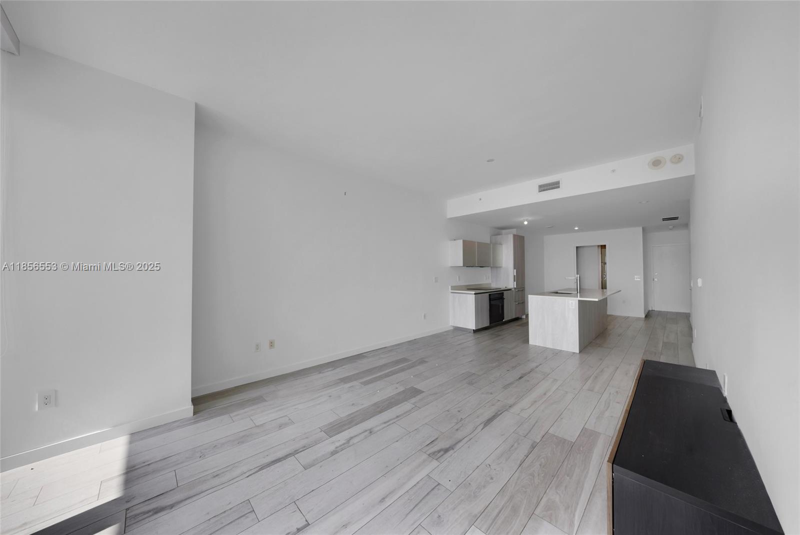 480 NE 31st St #2003, Miami FL 33137