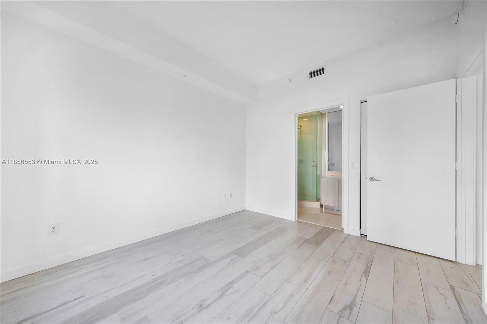 480 NE 31st St #2003, Miami FL 33137