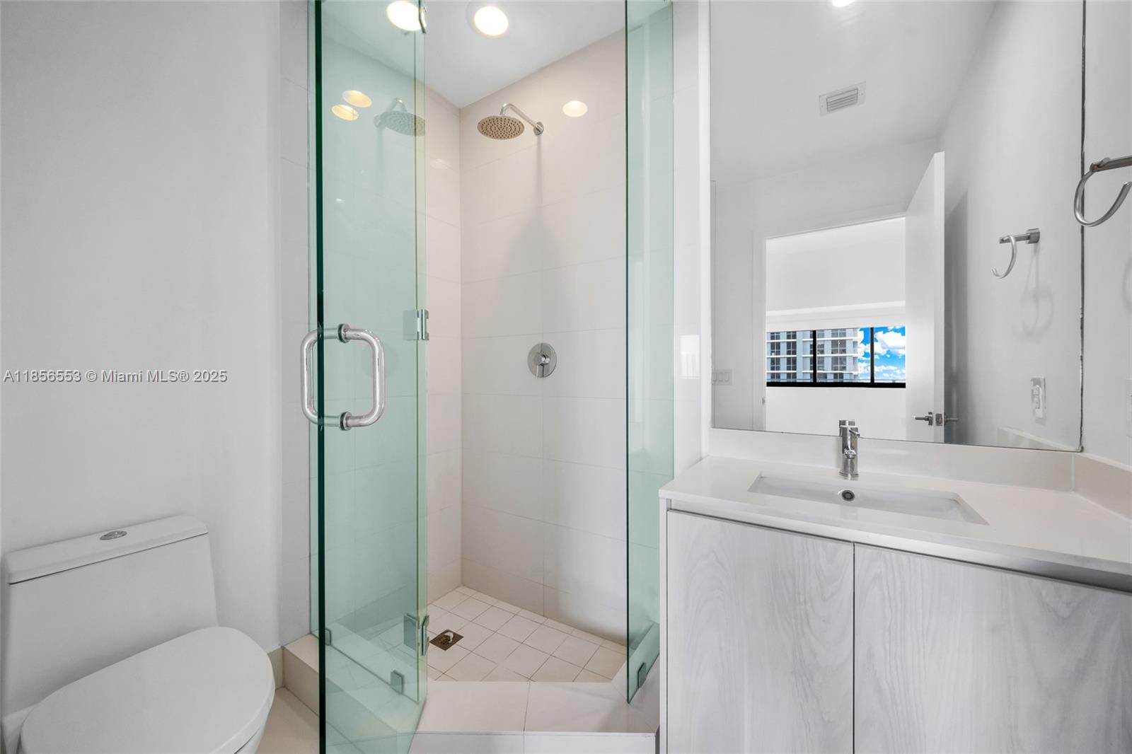 480 NE 31st St #2003, Miami FL 33137