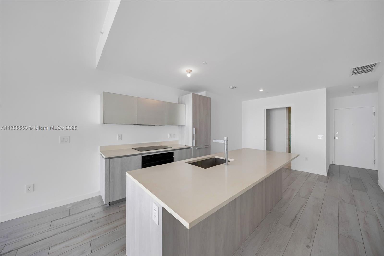 480 NE 31st St #2003, Miami FL 33137