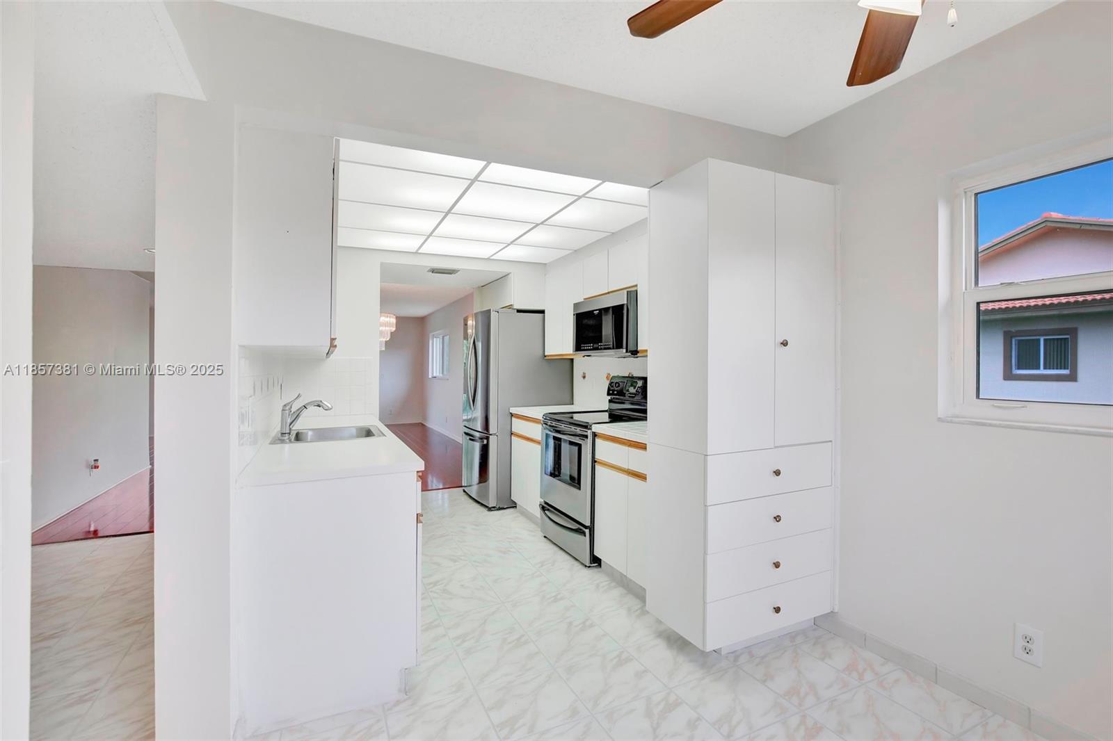 Property photo # 4
