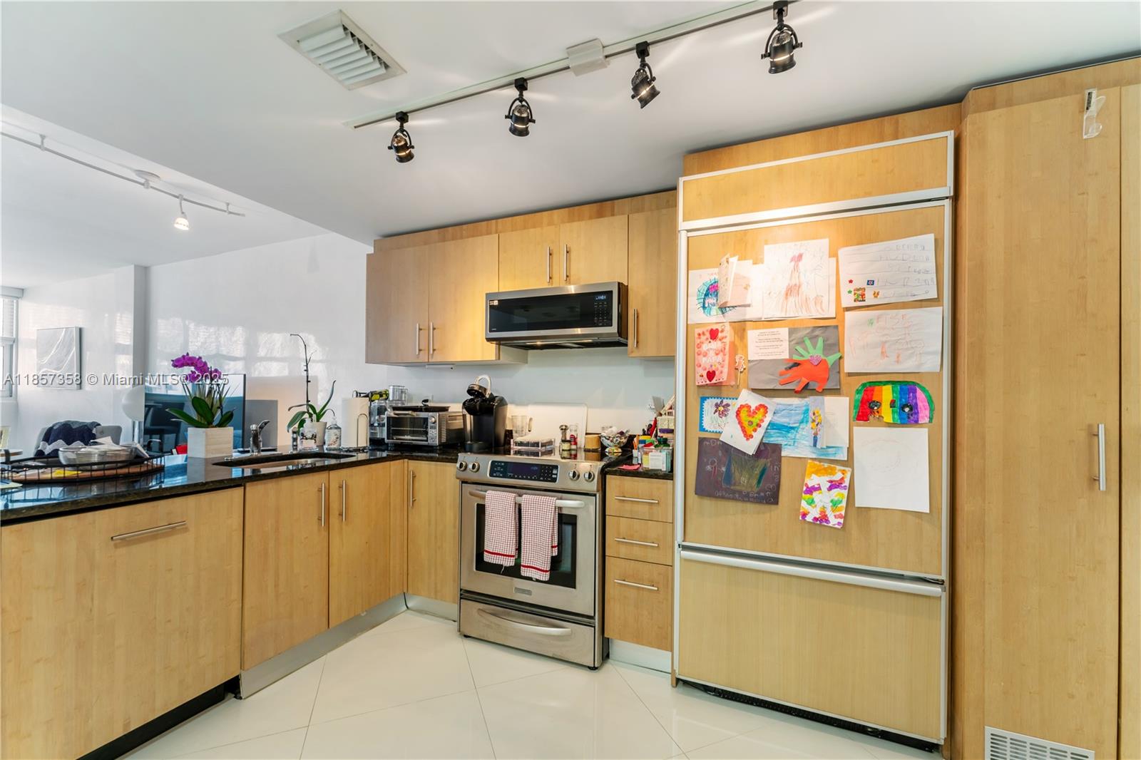 Property photo # 6