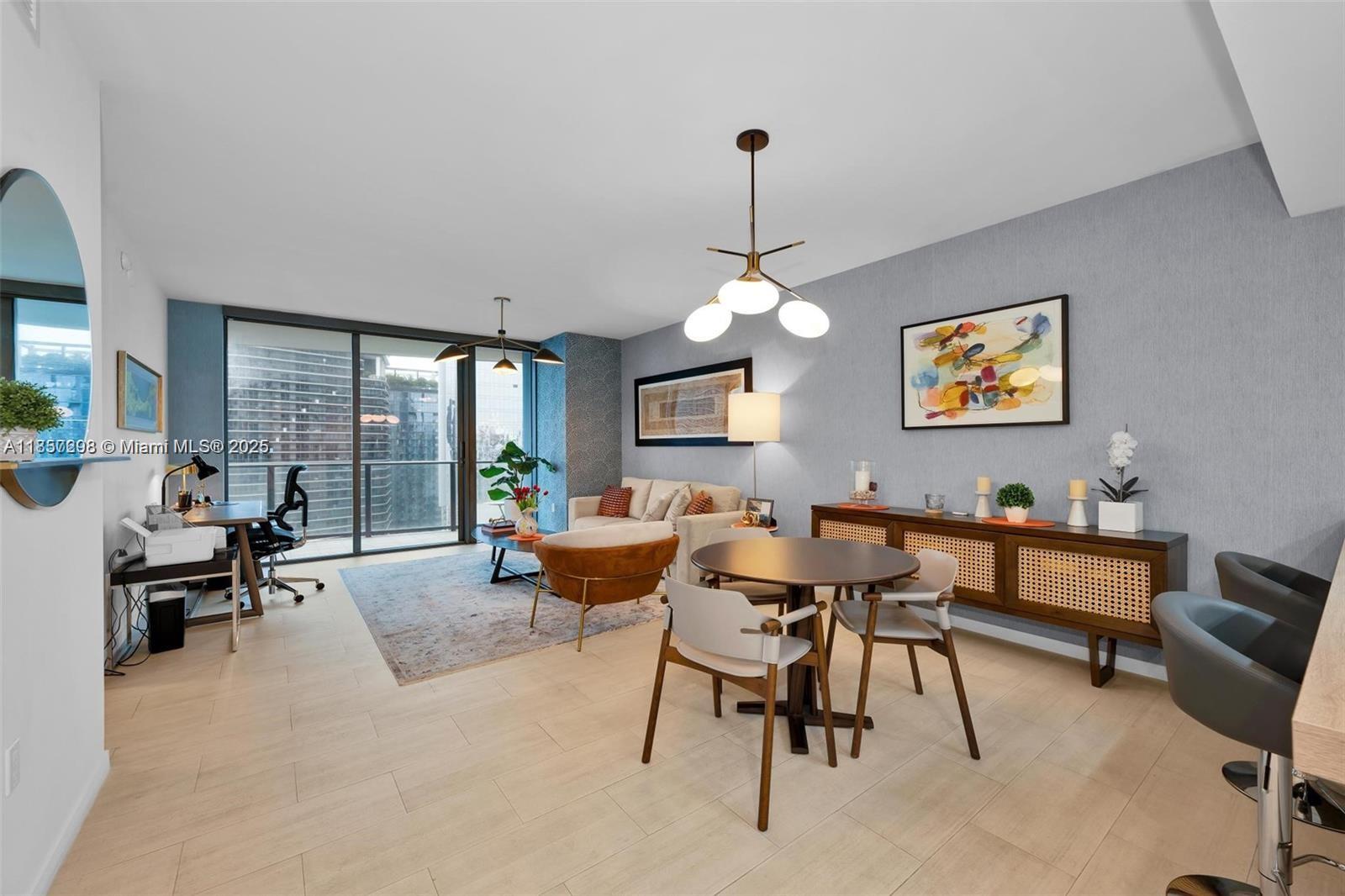 1000 Brickell Plz #3914, Miami FL 33131