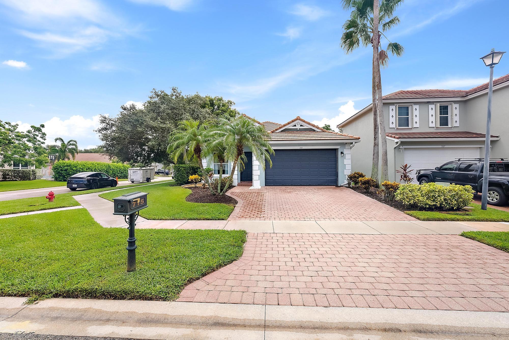 715 Belle Grove Lane, Royal Palm Beach, Florida 33411
