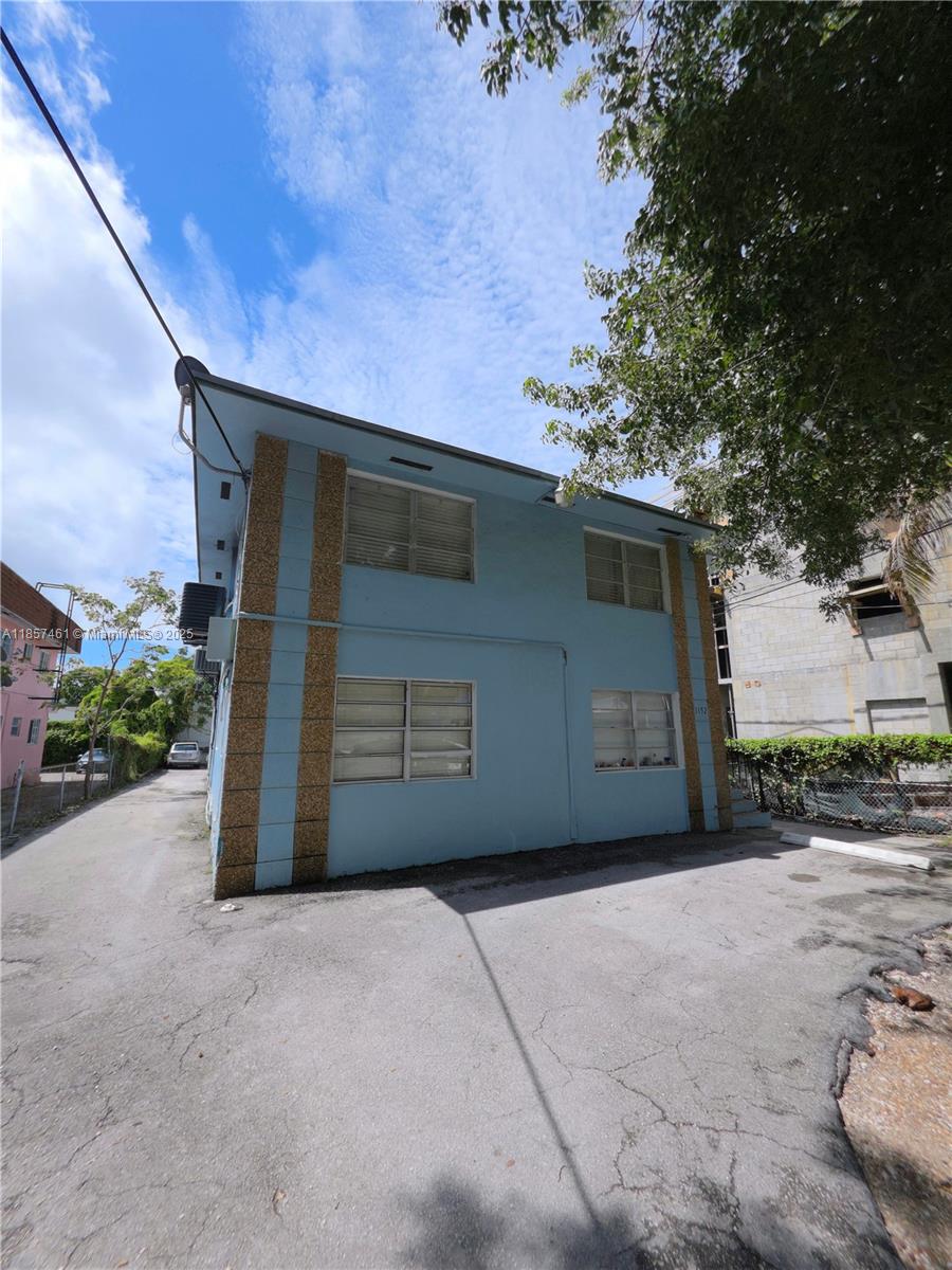 Property photo # 0