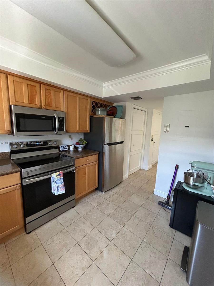 Property photo # 8