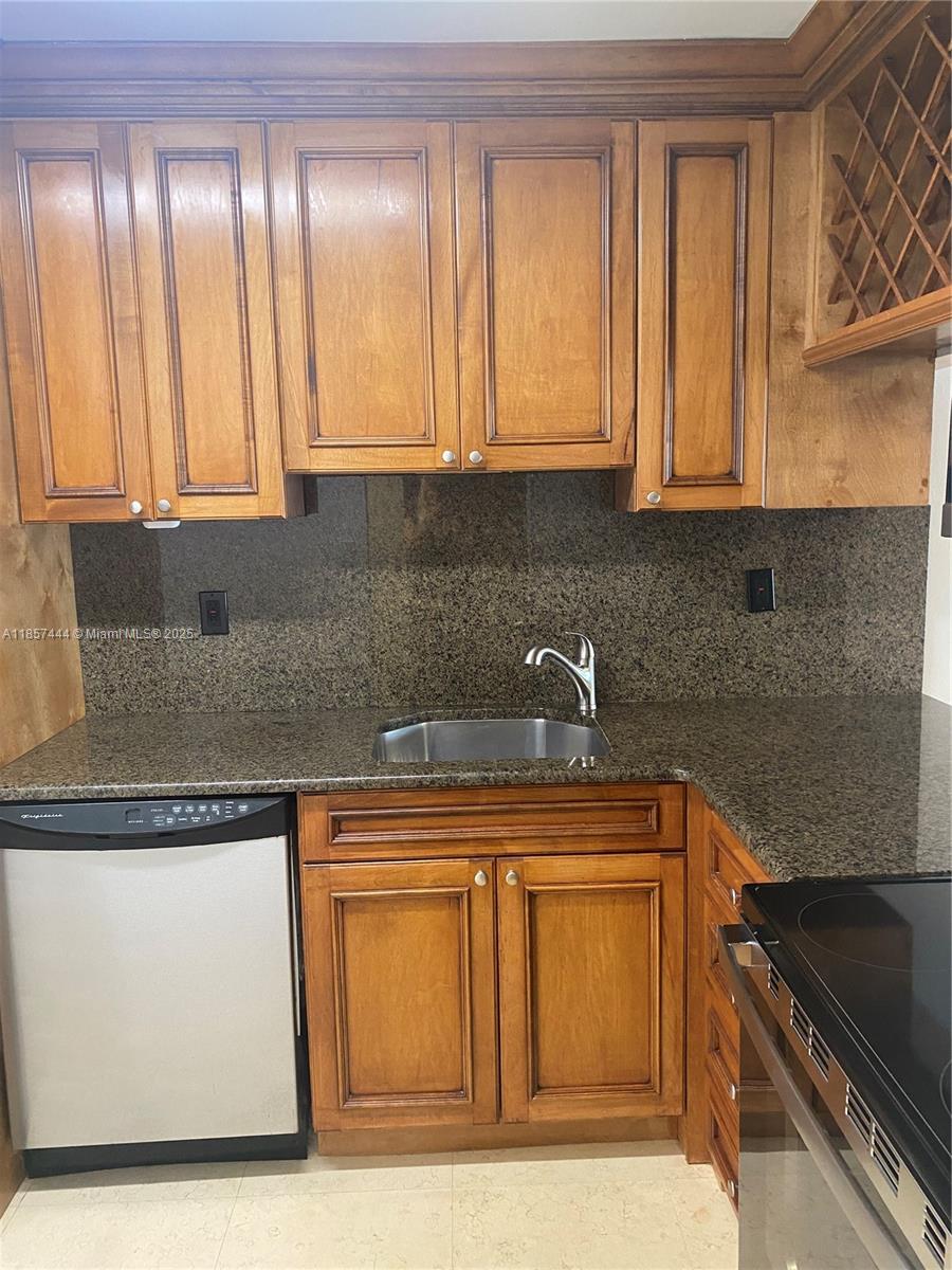 Property photo # 6