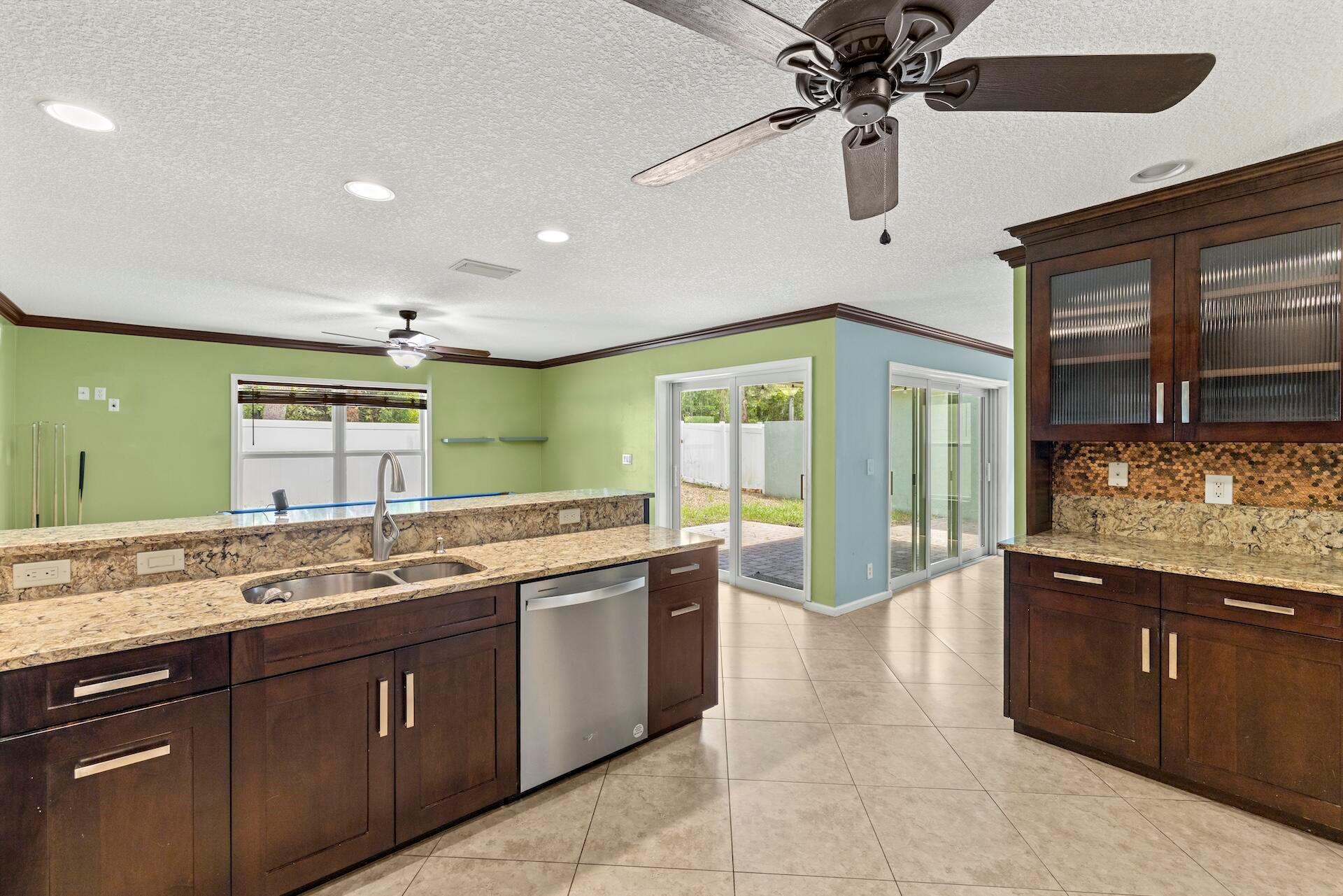 Photo 11 of home located at 6556 Adriatic Way, Greenacres FL