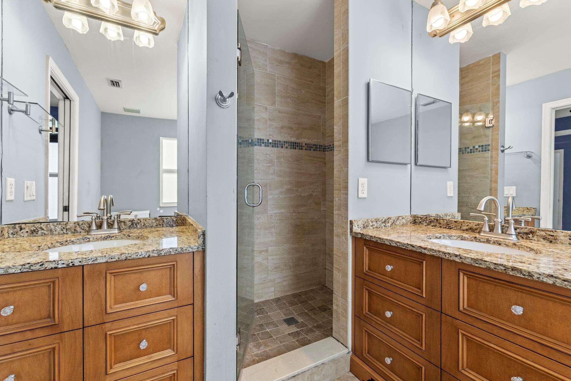 Photo 19 of home located at 6556 Adriatic Way, Greenacres FL