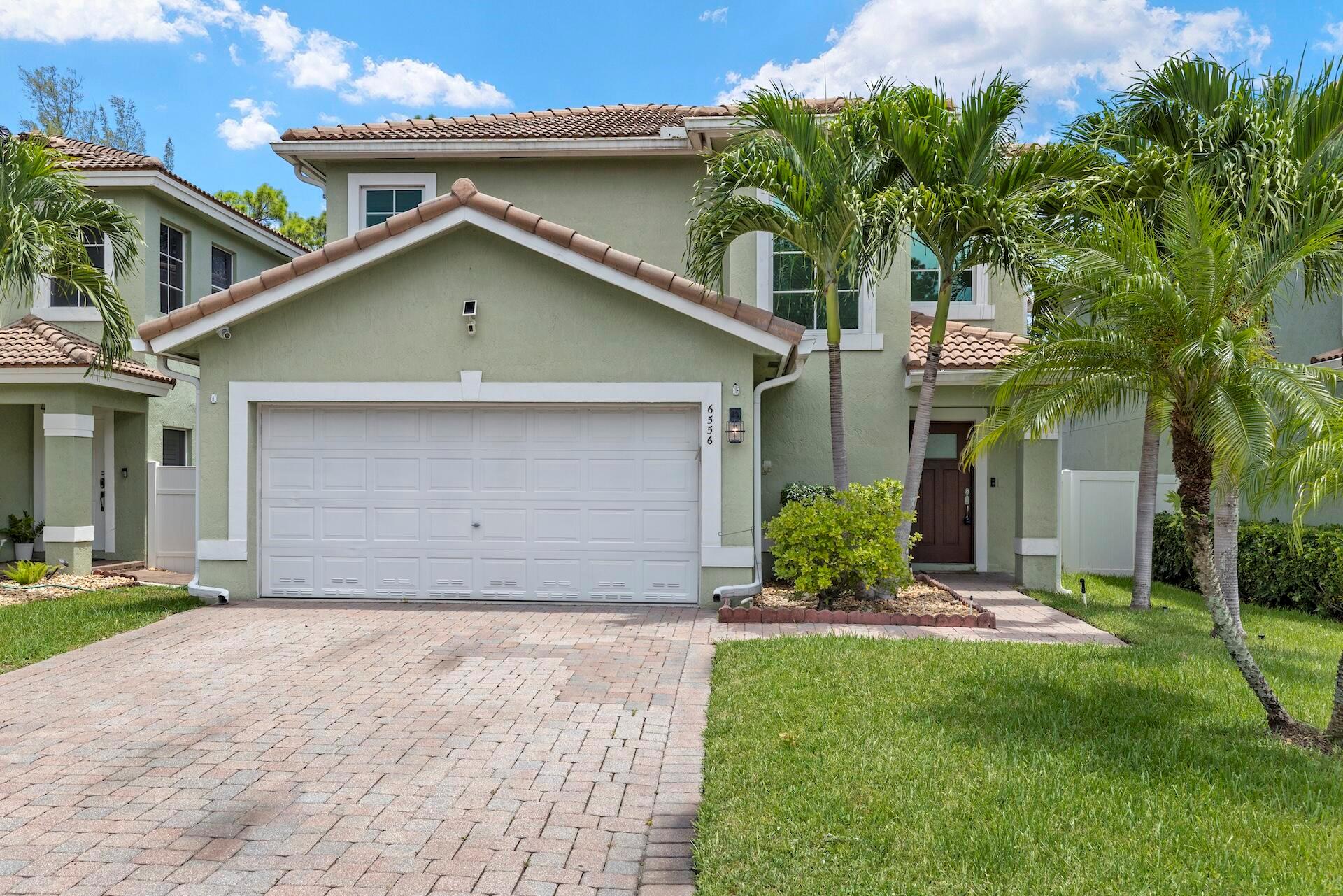 Photo 2 of home located at 6556 Adriatic Way, Greenacres FL