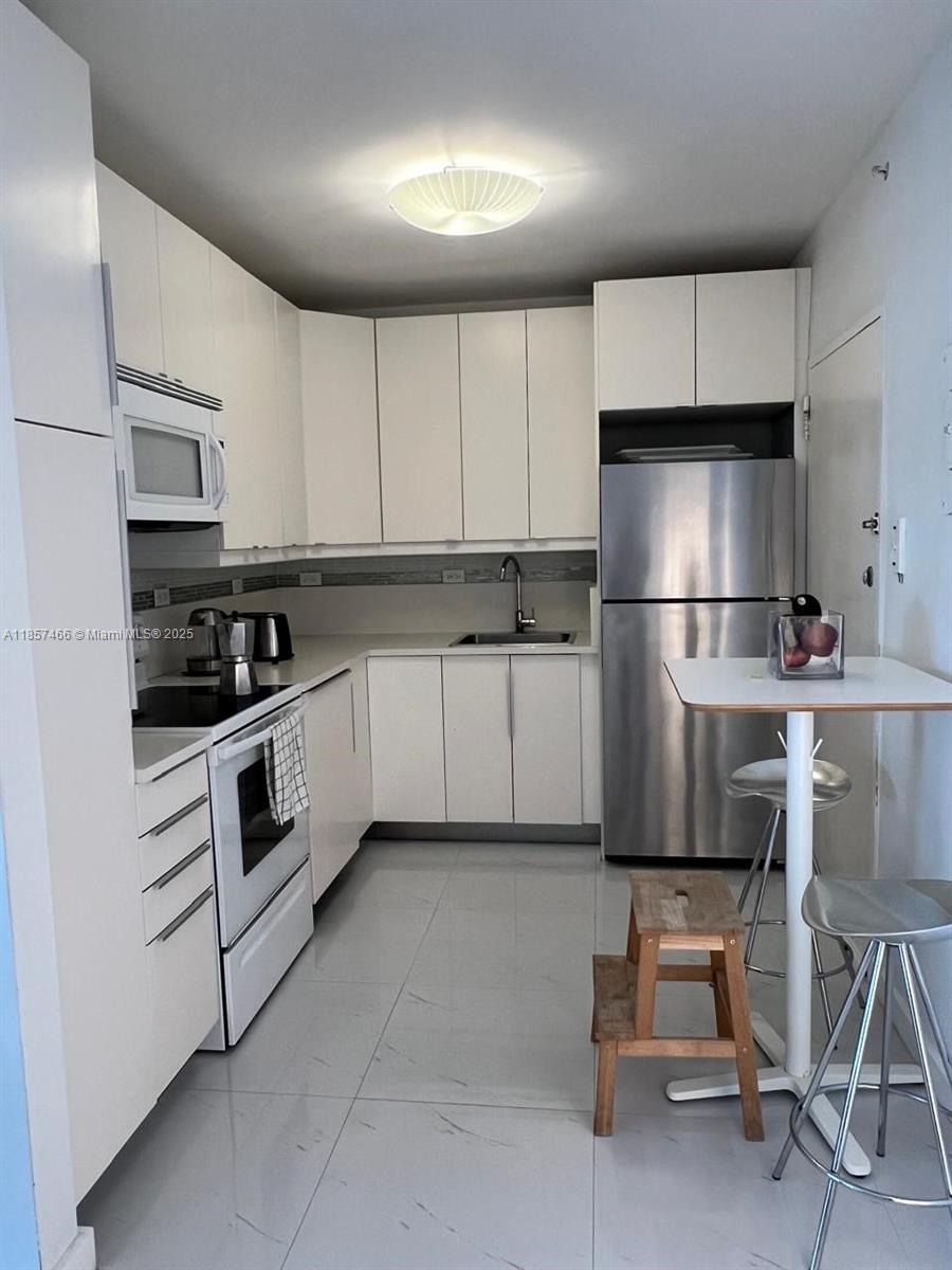 Property photo # 6